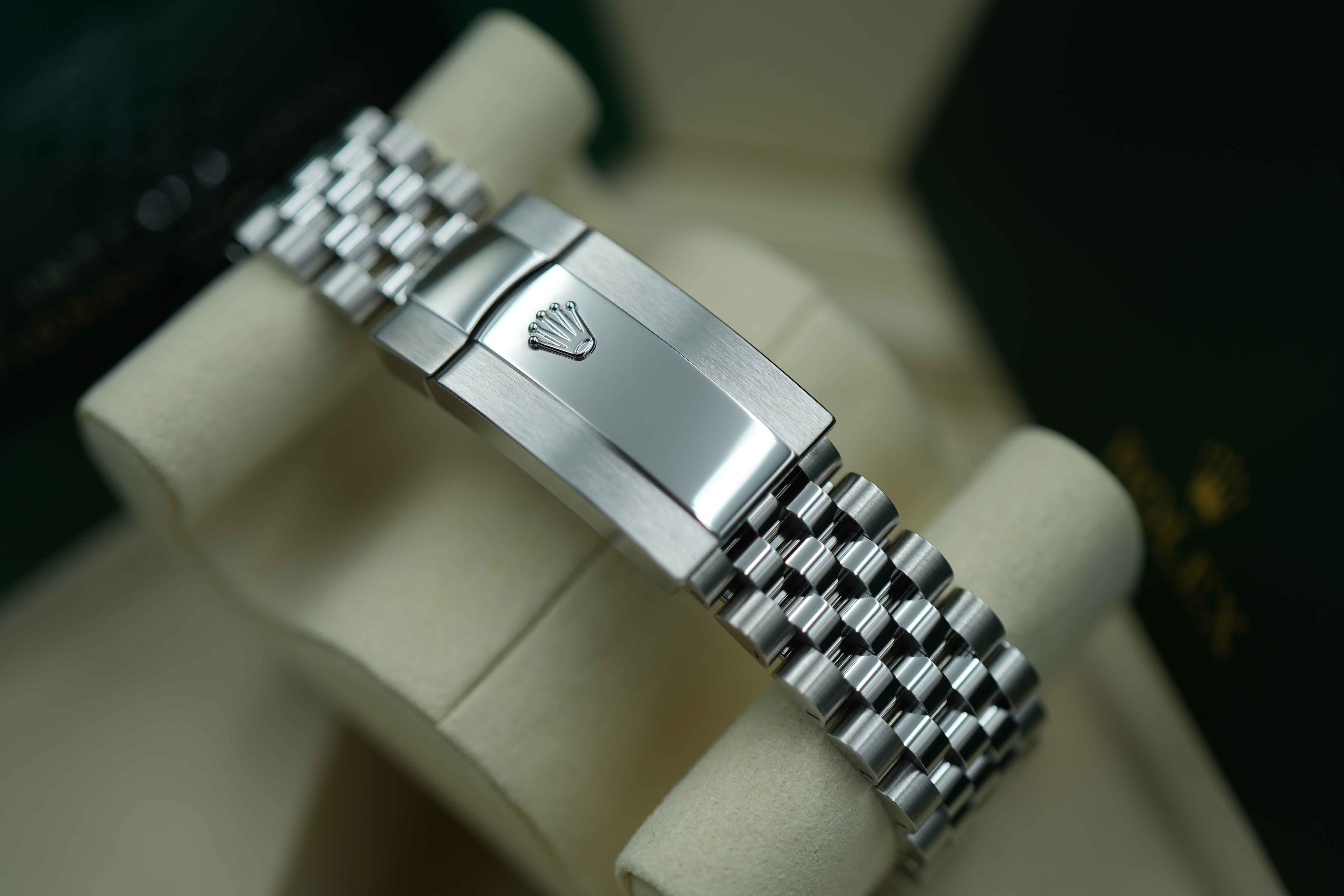 Rolex Datejust 41 126300 Thumbnail 6