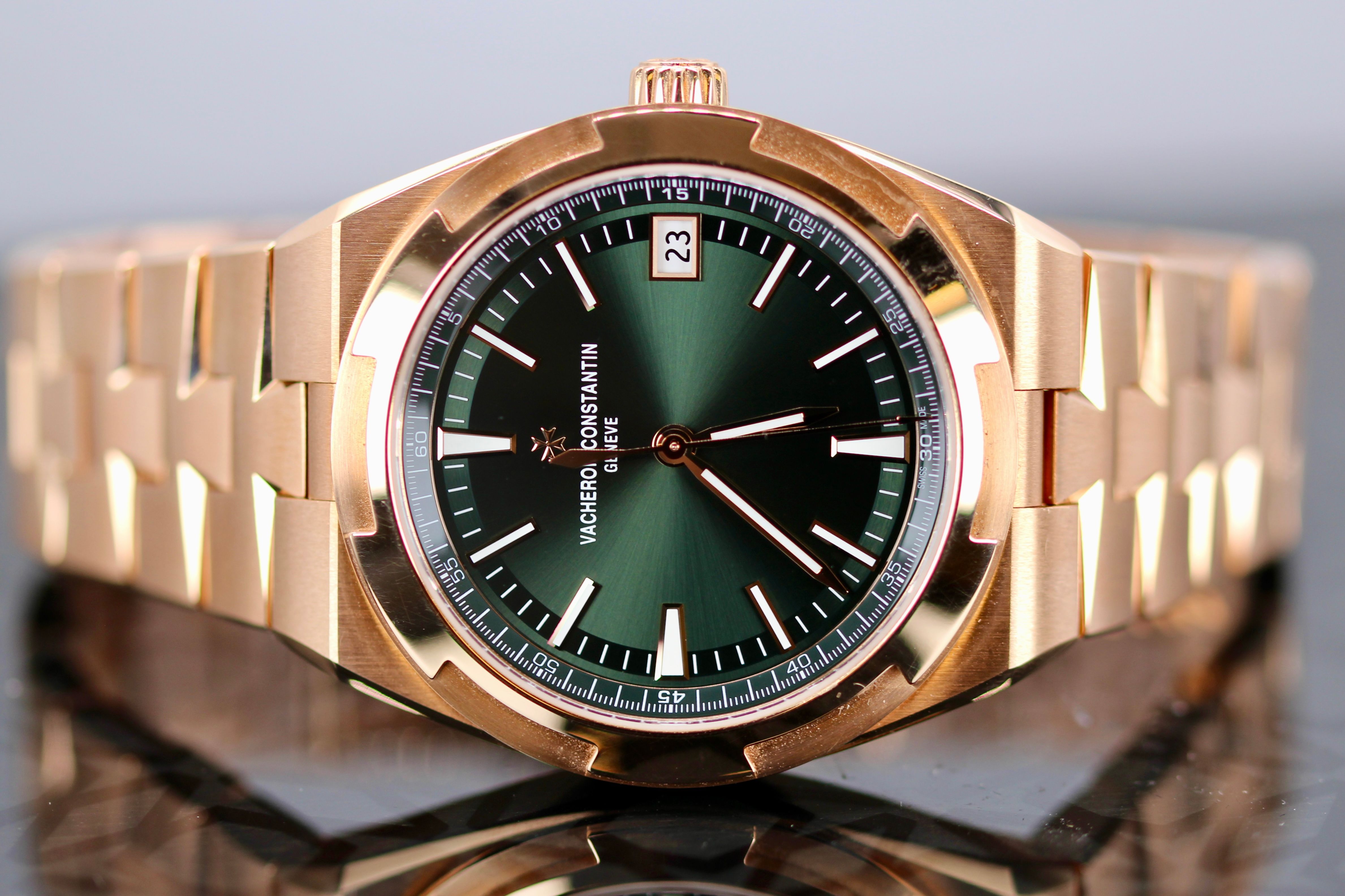 Vacheron Constantin Overseas 4520V/210R-B967 Thumbnail 5