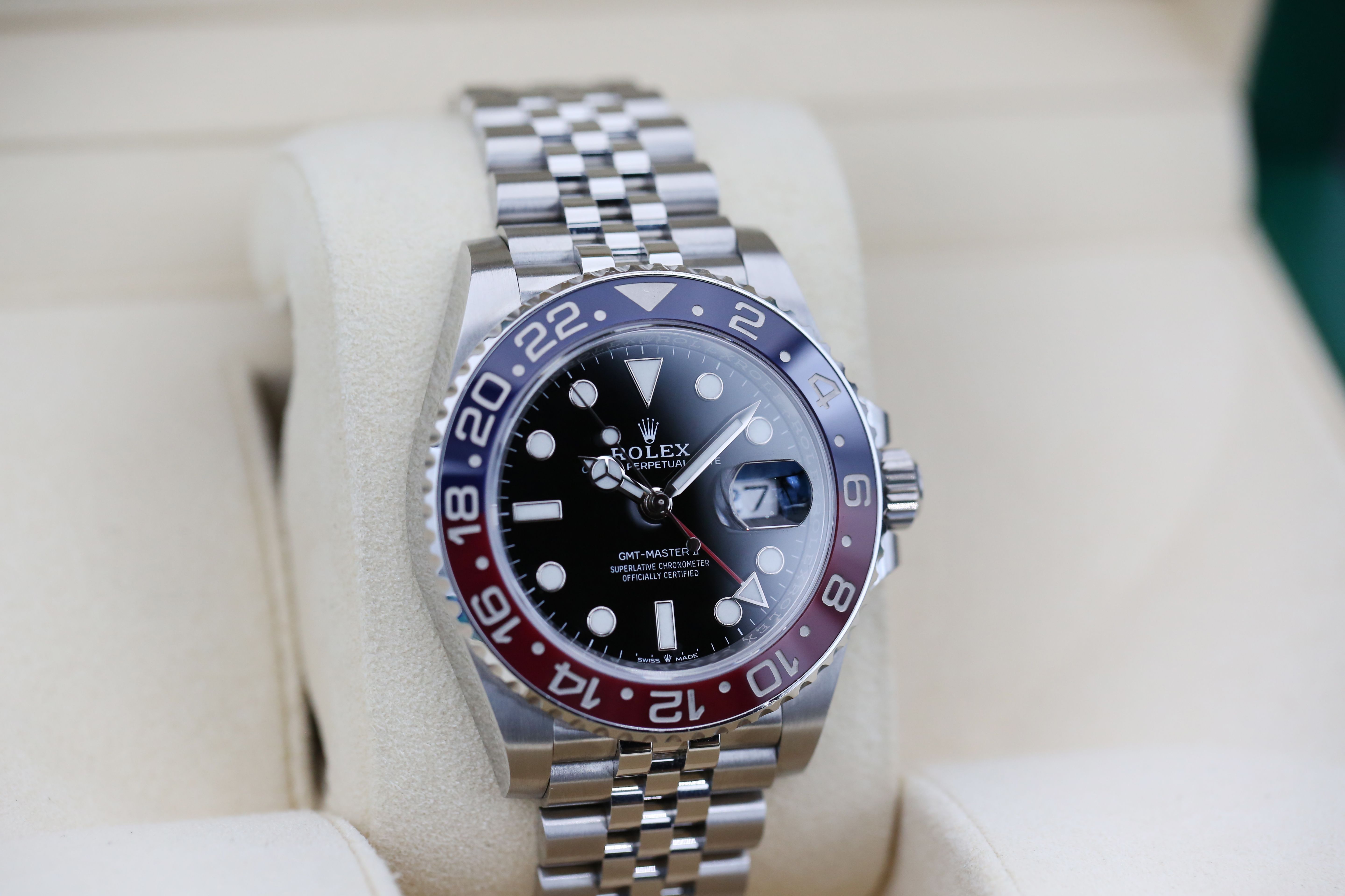 Rolex GMT Master II 126710 BLRO Thumbnail 2