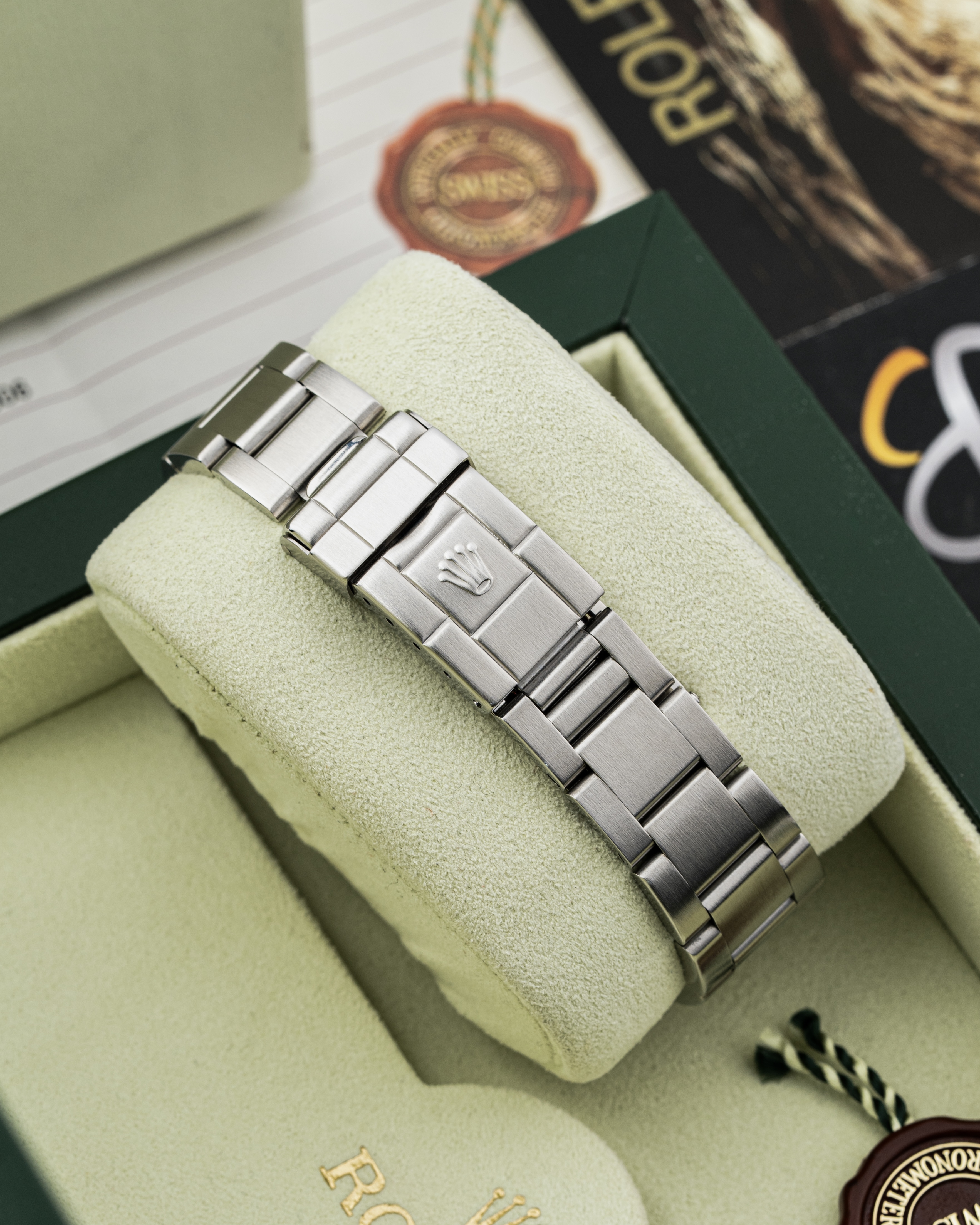 Rolex Explorer II 16570 Thumbnail 3