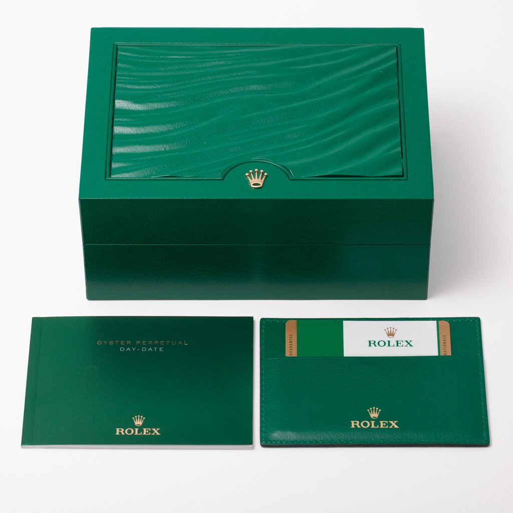 Rolex Day-Date II 218239 Thumbnail 5