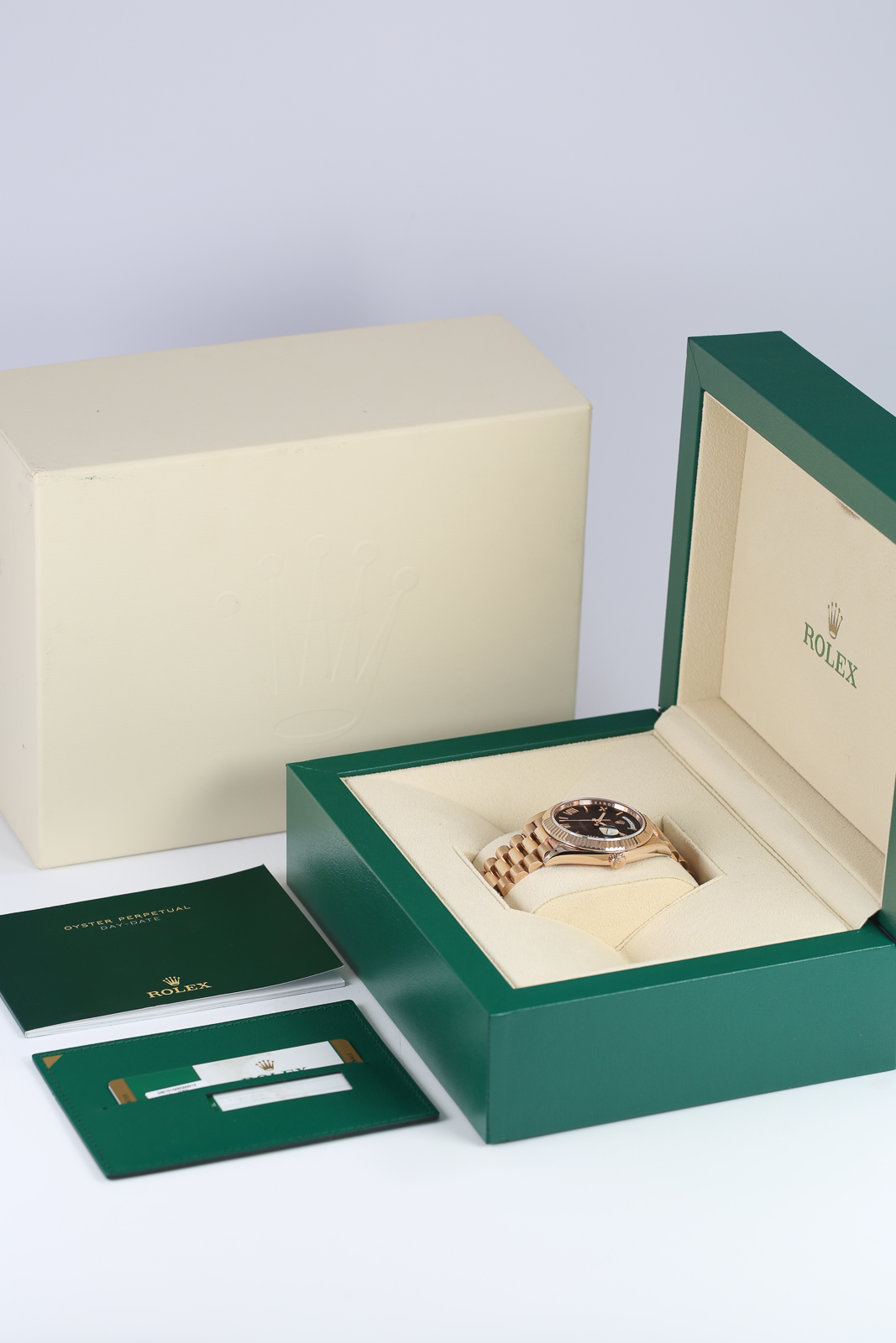 Rolex Day-Date 40 228235 Thumbnail 6