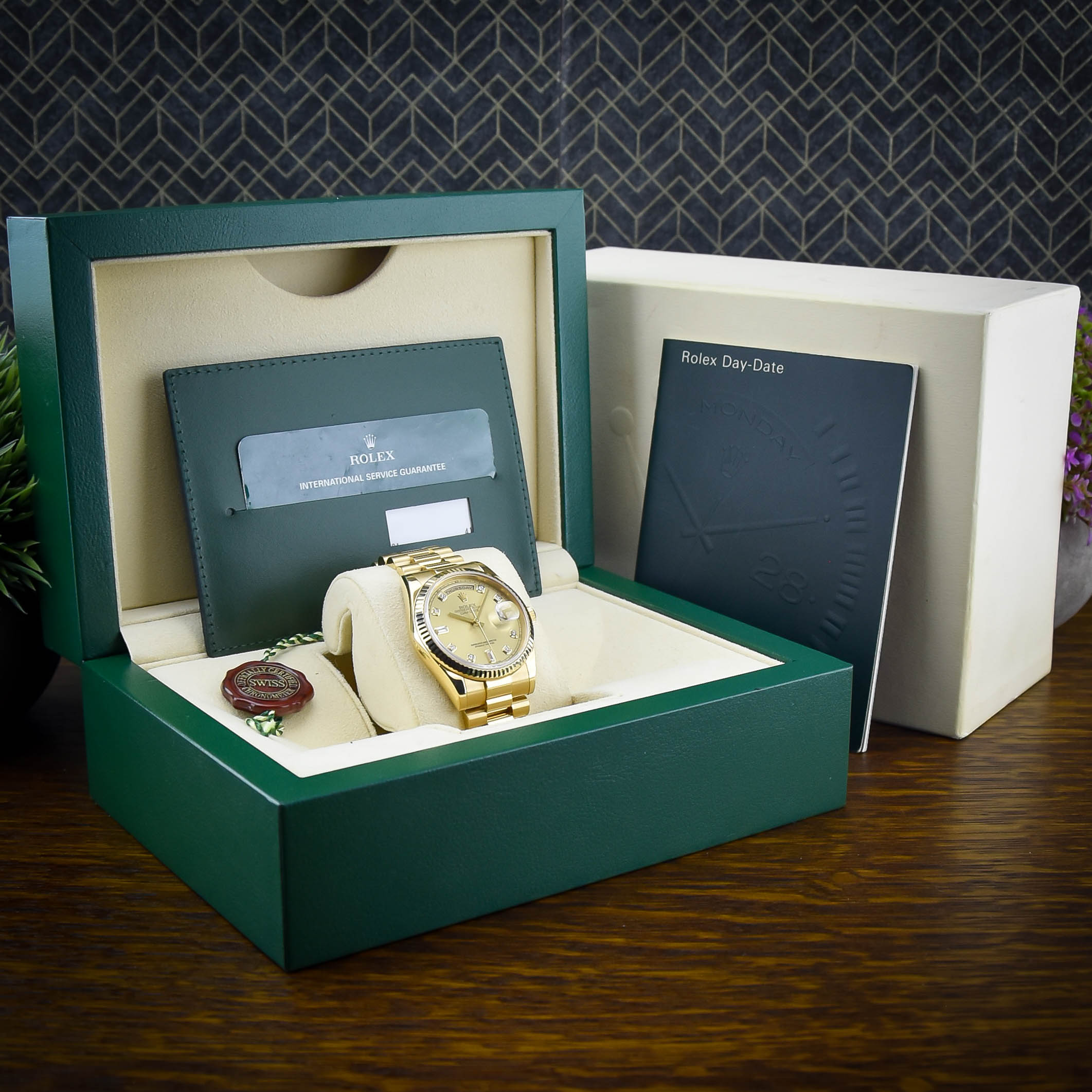 Rolex Day-Date 118238 Thumbnail 5