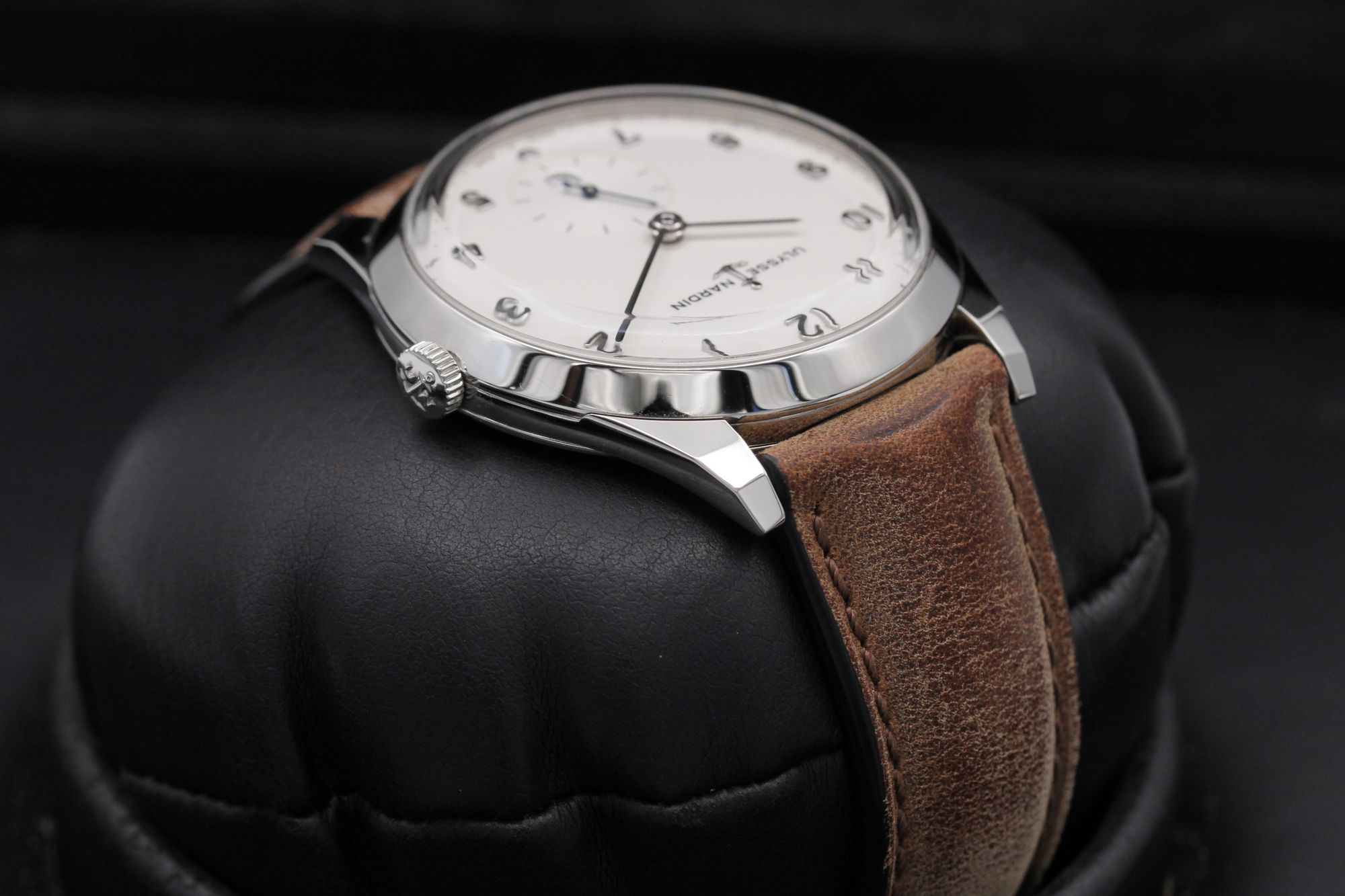 Ulysse Nardin Classico 3203-900 Thumbnail 4