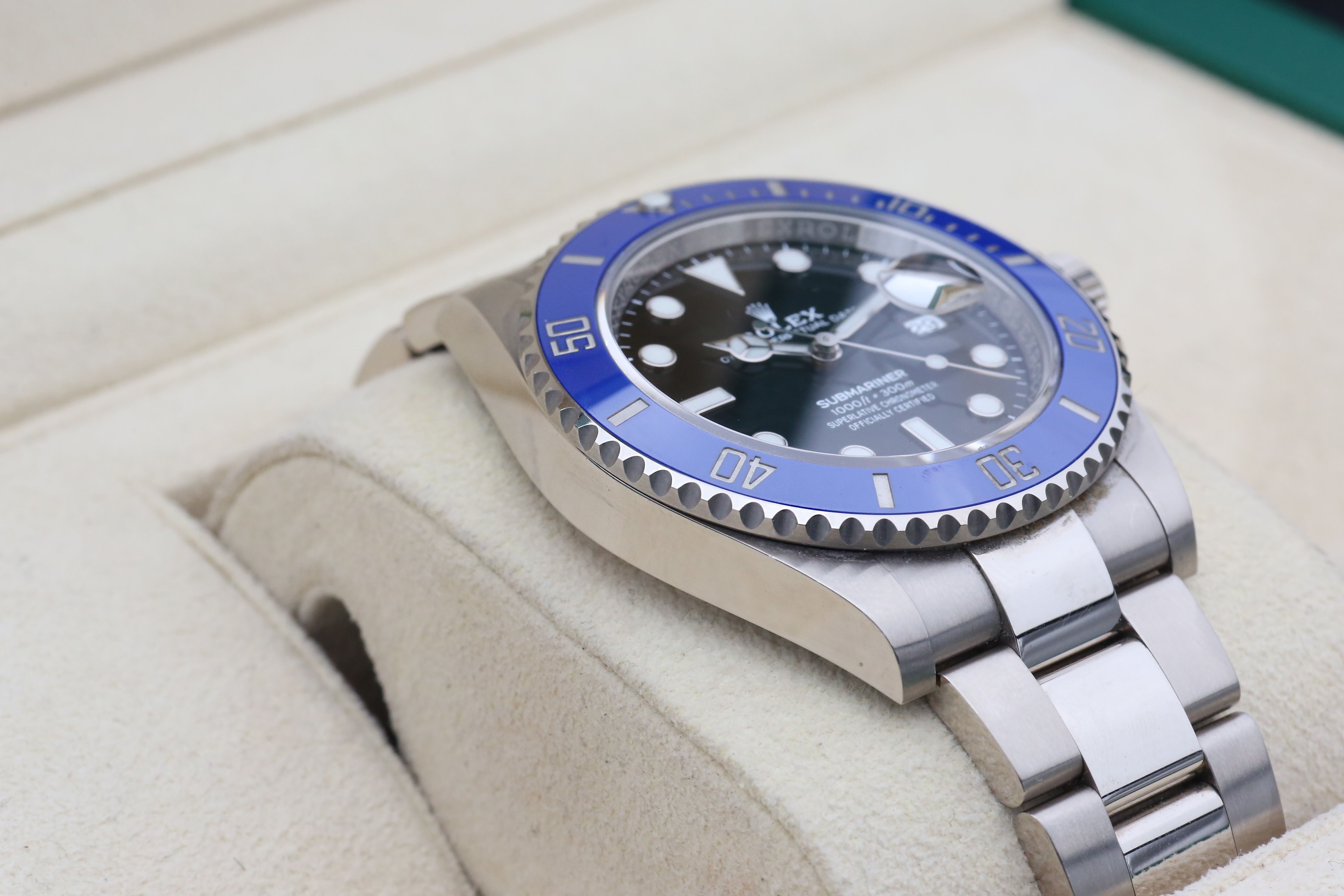 Rolex Submariner 126619 LB Thumbnail 7