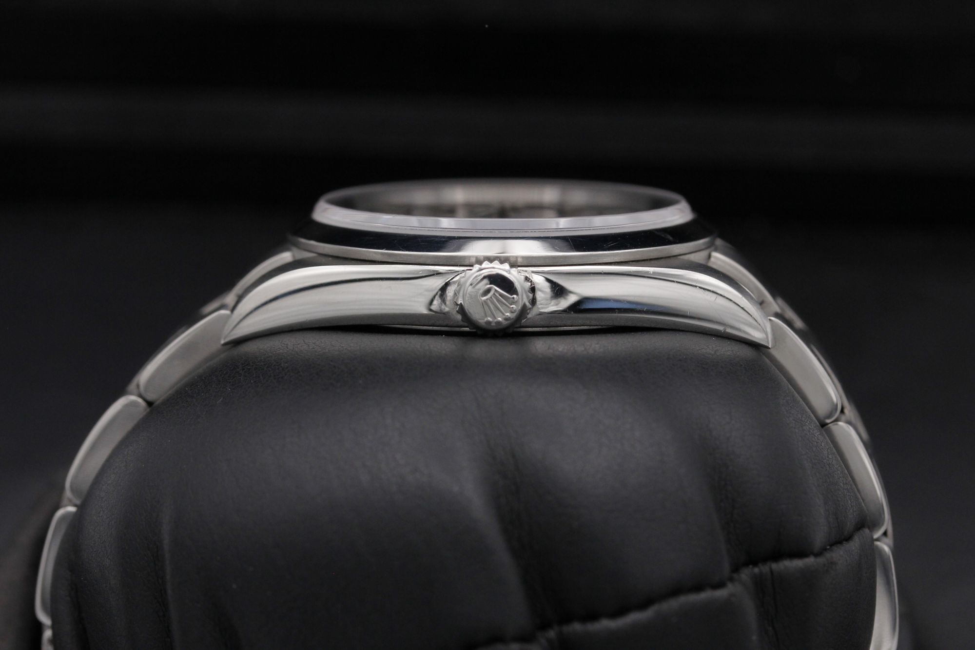 Rolex Explorer 114270 Thumbnail 3