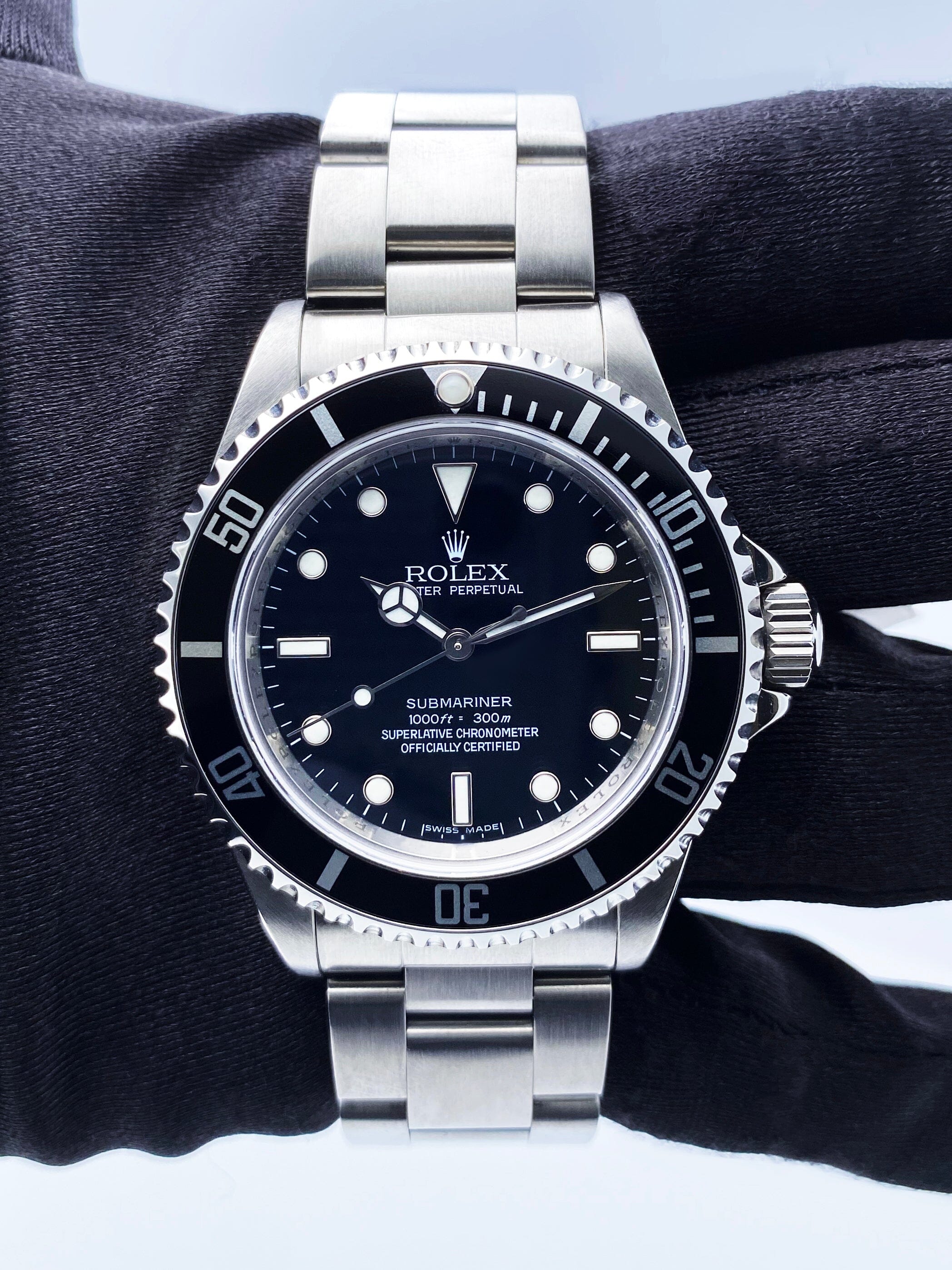 Rolex Submariner 14060M Thumbnail 2