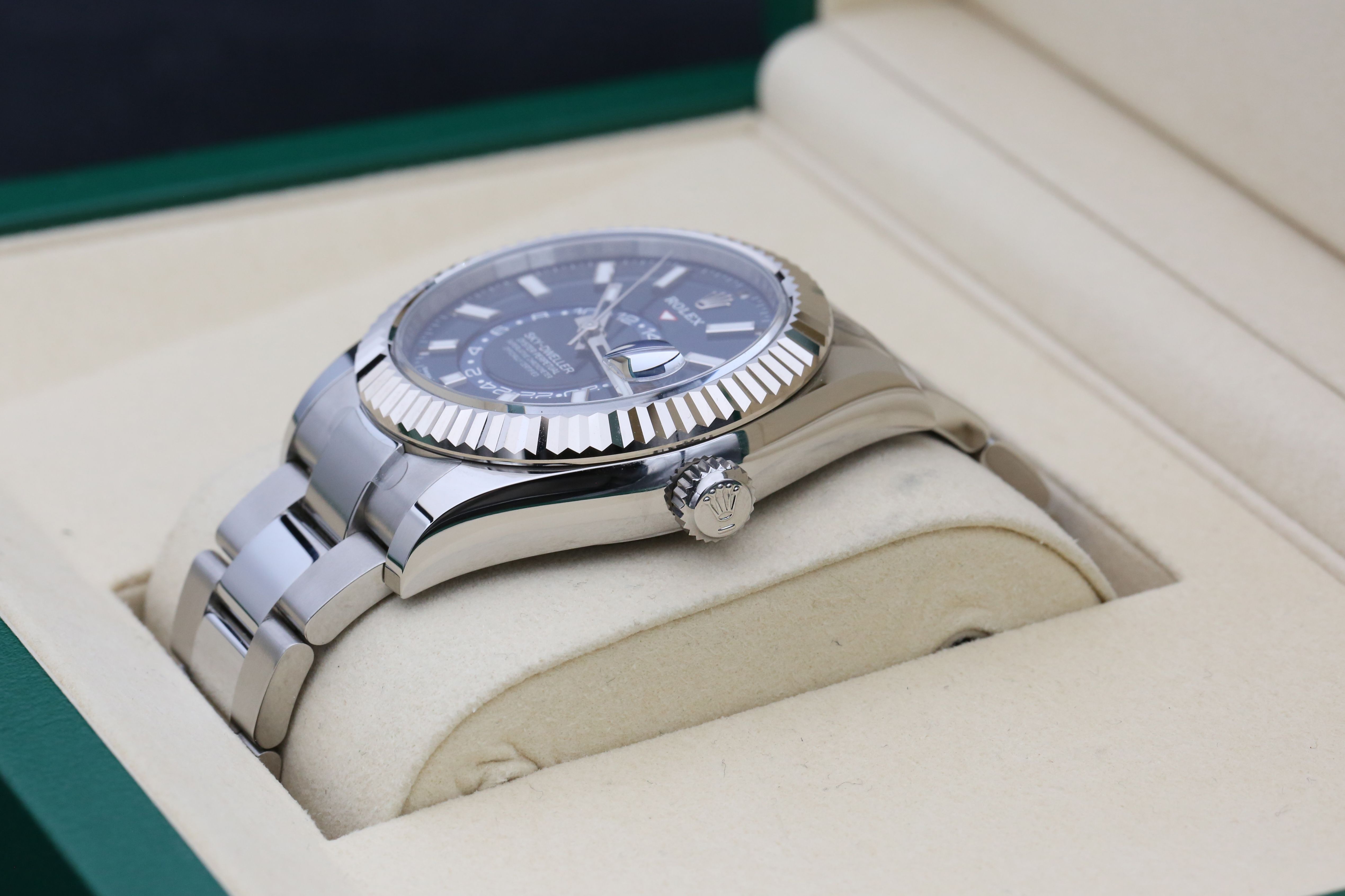 Rolex Sky-Dweller 336934 Thumbnail 6