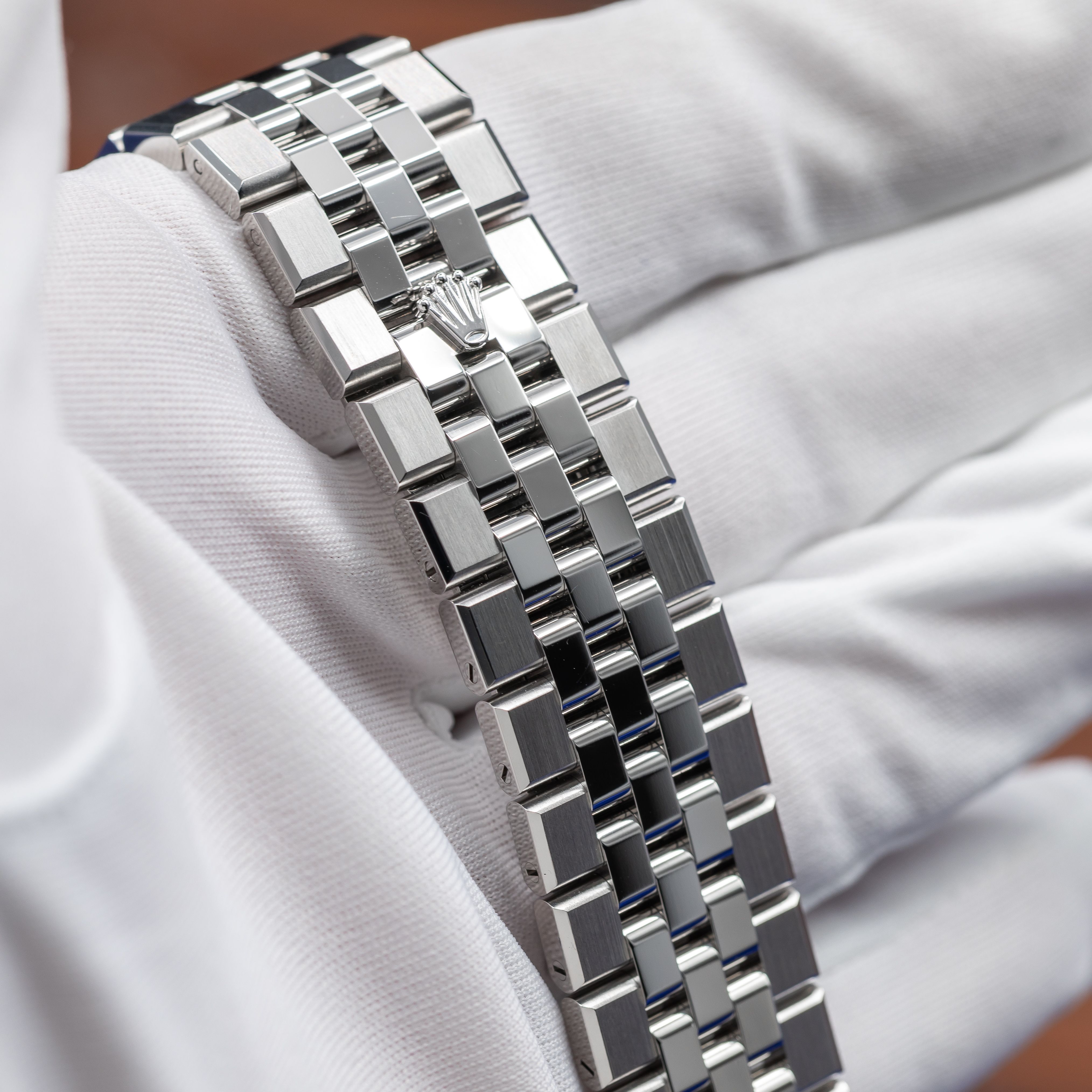 Rolex Land-Dweller 40 127334 Thumbnail 3