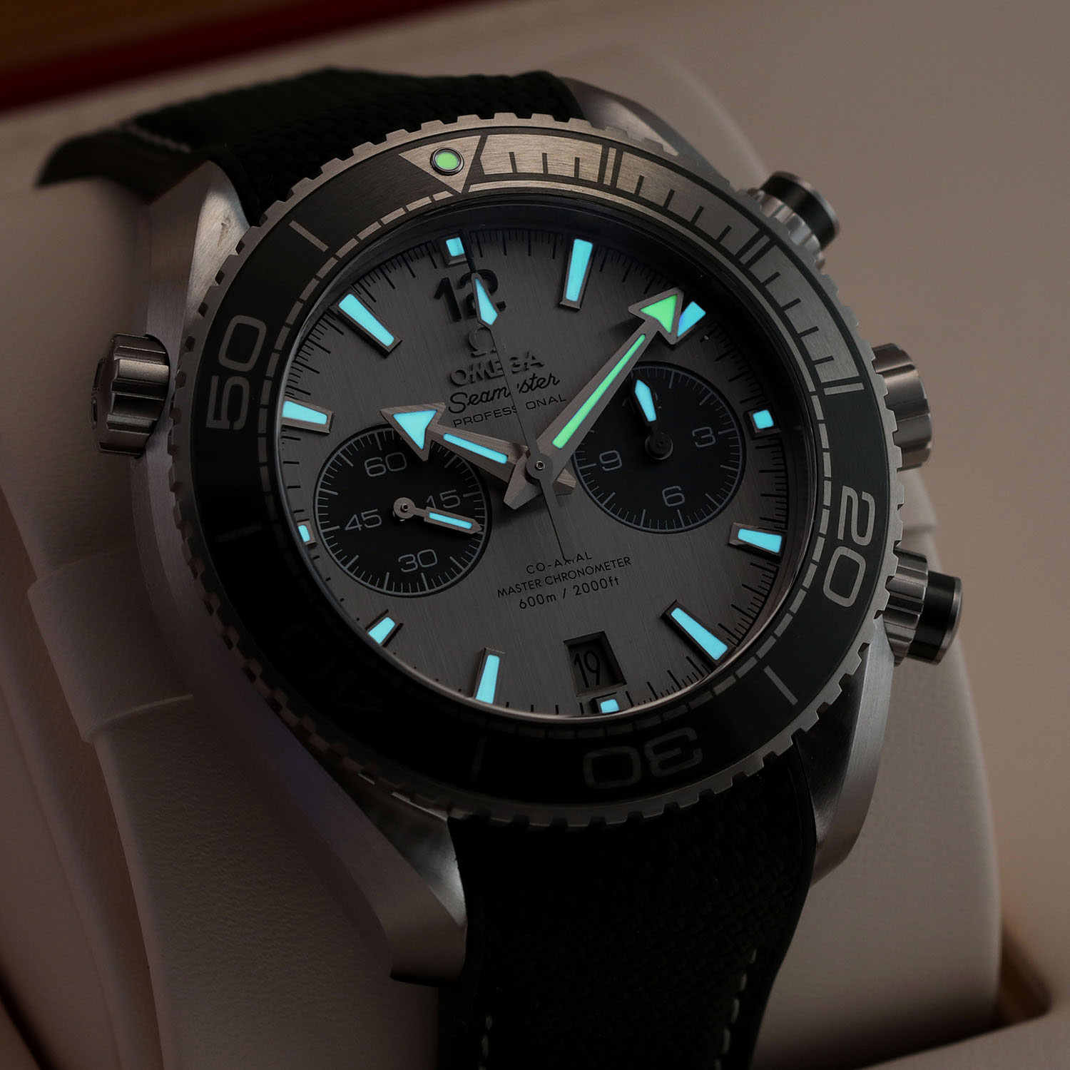 Omega Planet Ocean 215.32.46.51.06.001 Thumbnail 6