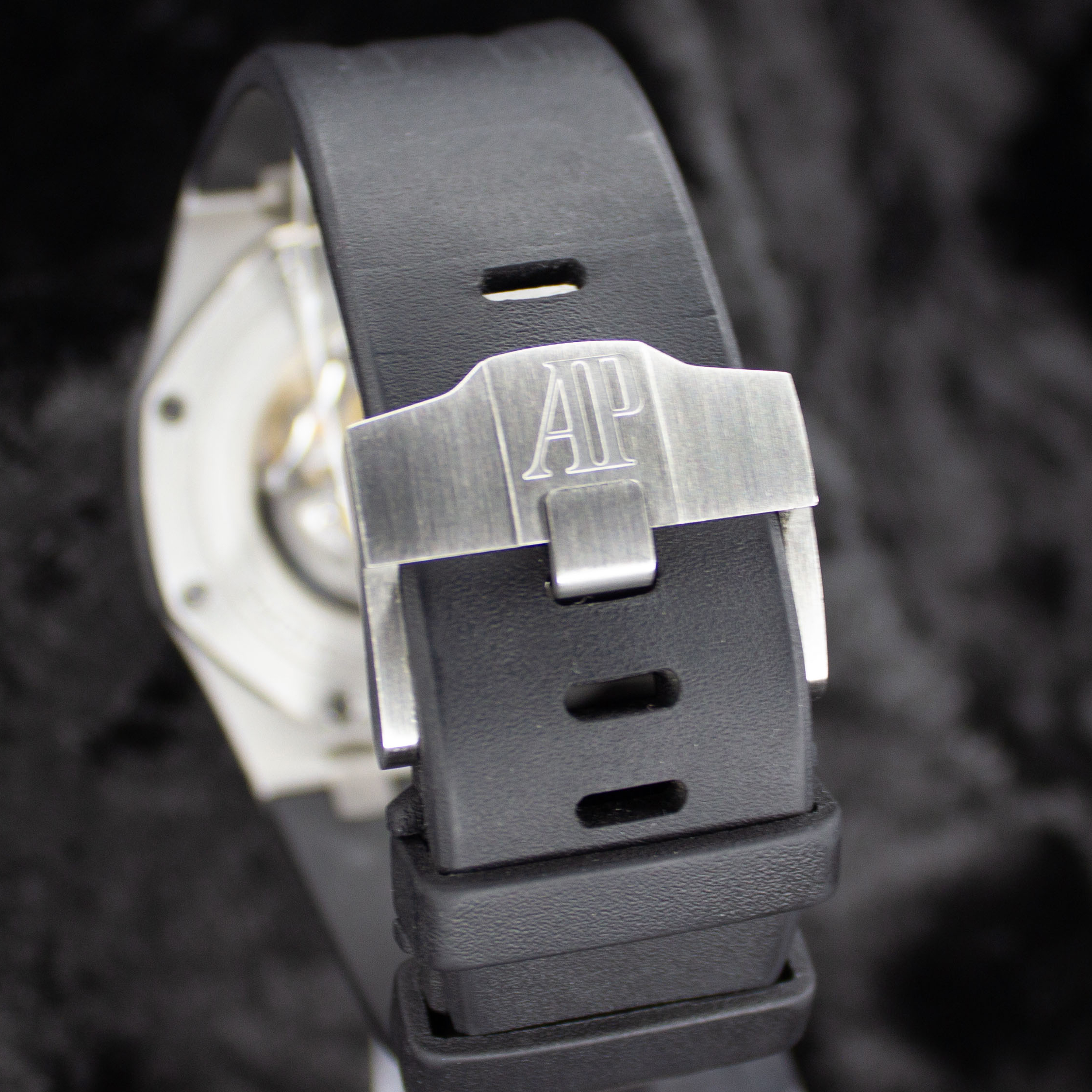 Audemars Piguet Royal Oak Offshore 26400SO.OO.A002CA.01 Thumbnail 3