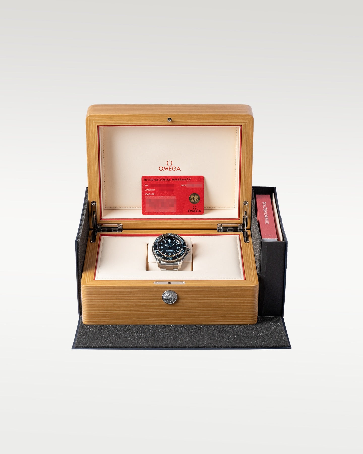 Omega Planet Ocean 215.30.46.21.03.002 Thumbnail 5