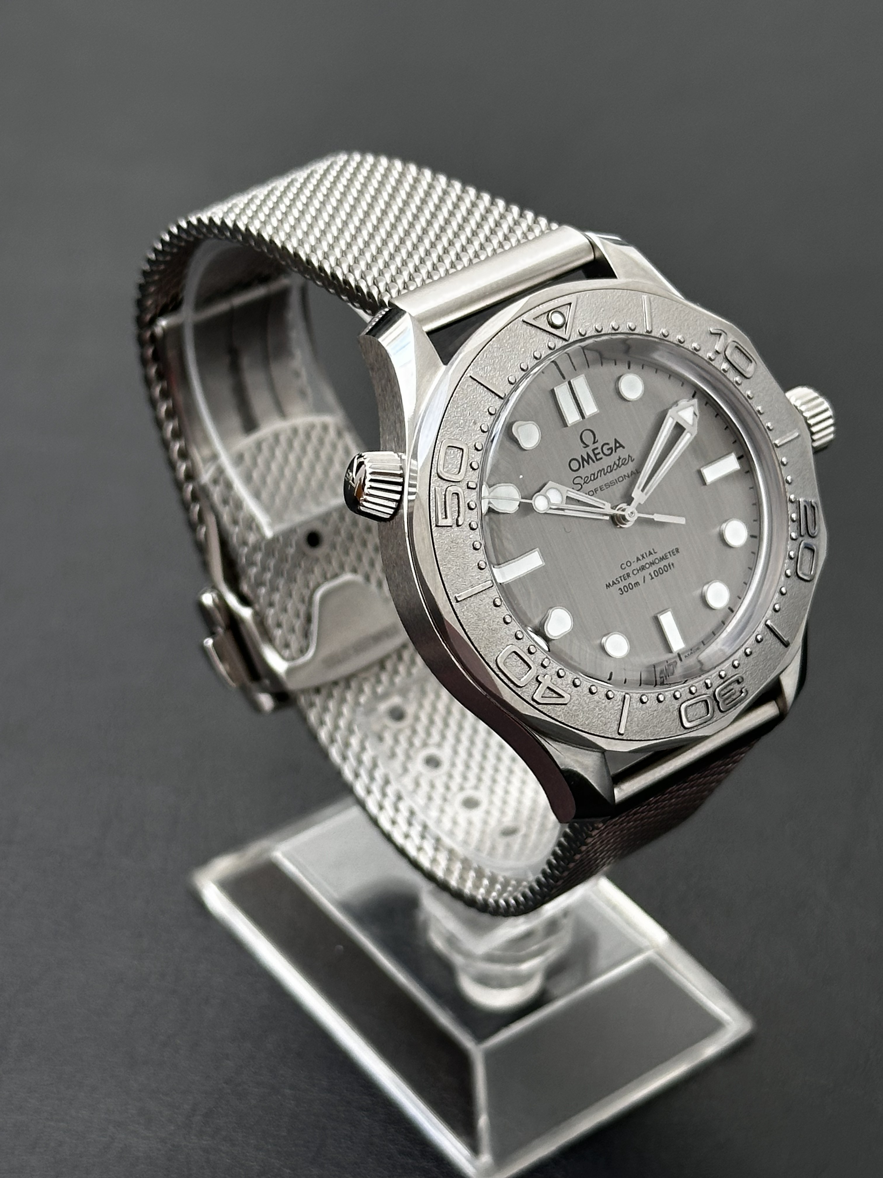 Omega Seamaster Diver 300m 210.30.42.20.06.002 Thumbnail 4