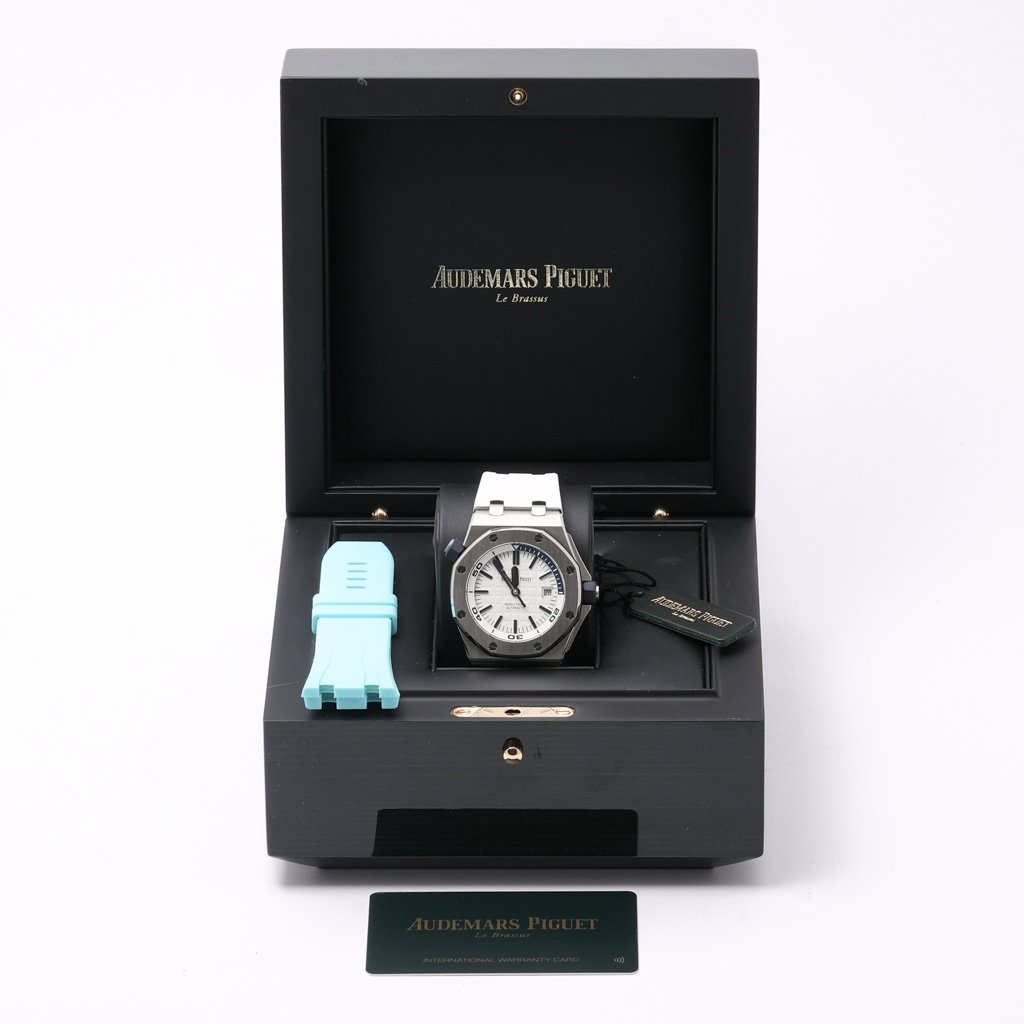 Audemars Piguet Royal Oak Offshore 15710ST.OO.A010CA.01 Thumbnail 6