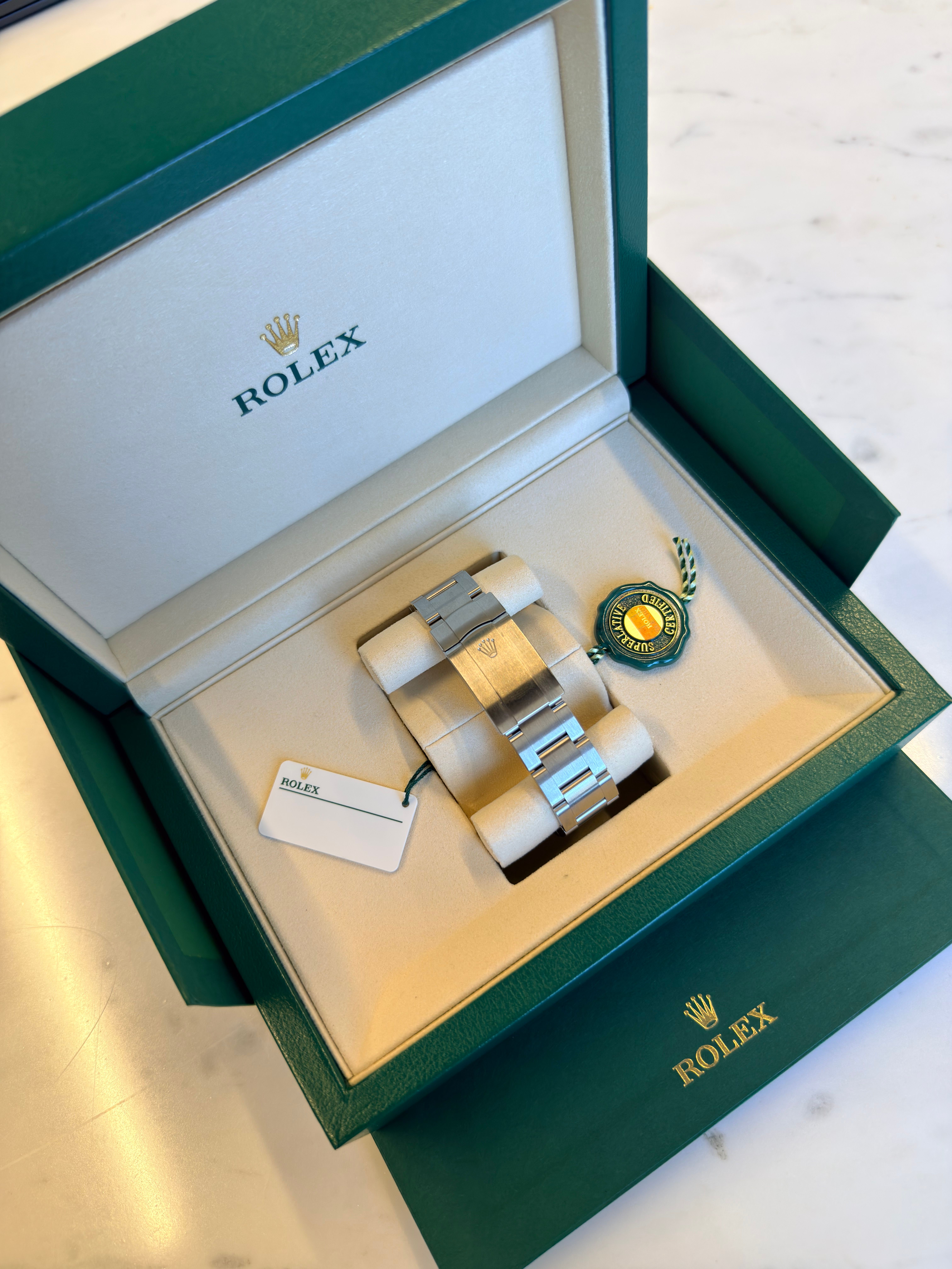 Rolex Oyster Perpetual 126000 Thumbnail 6