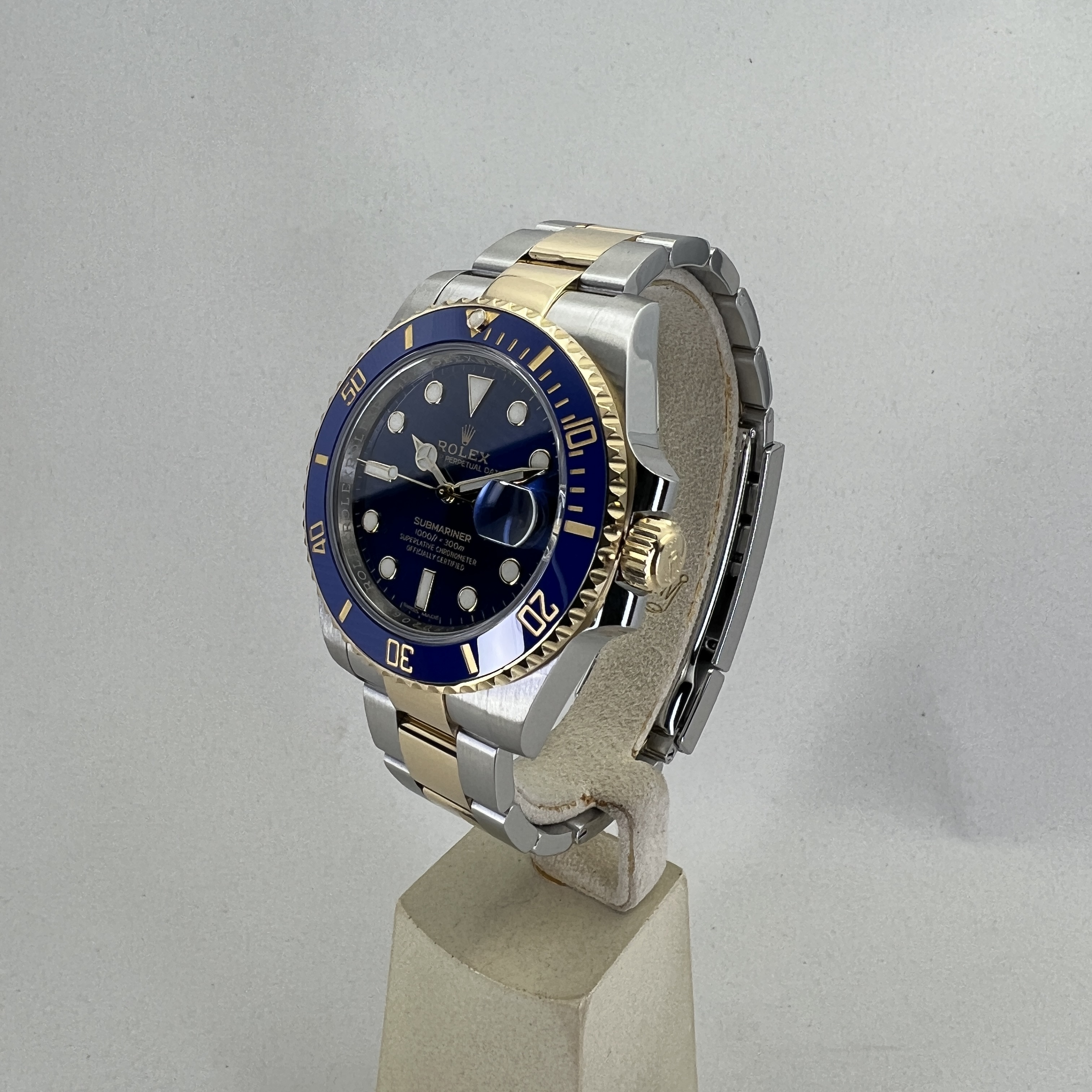 Rolex Submariner 116613 LB Thumbnail 6