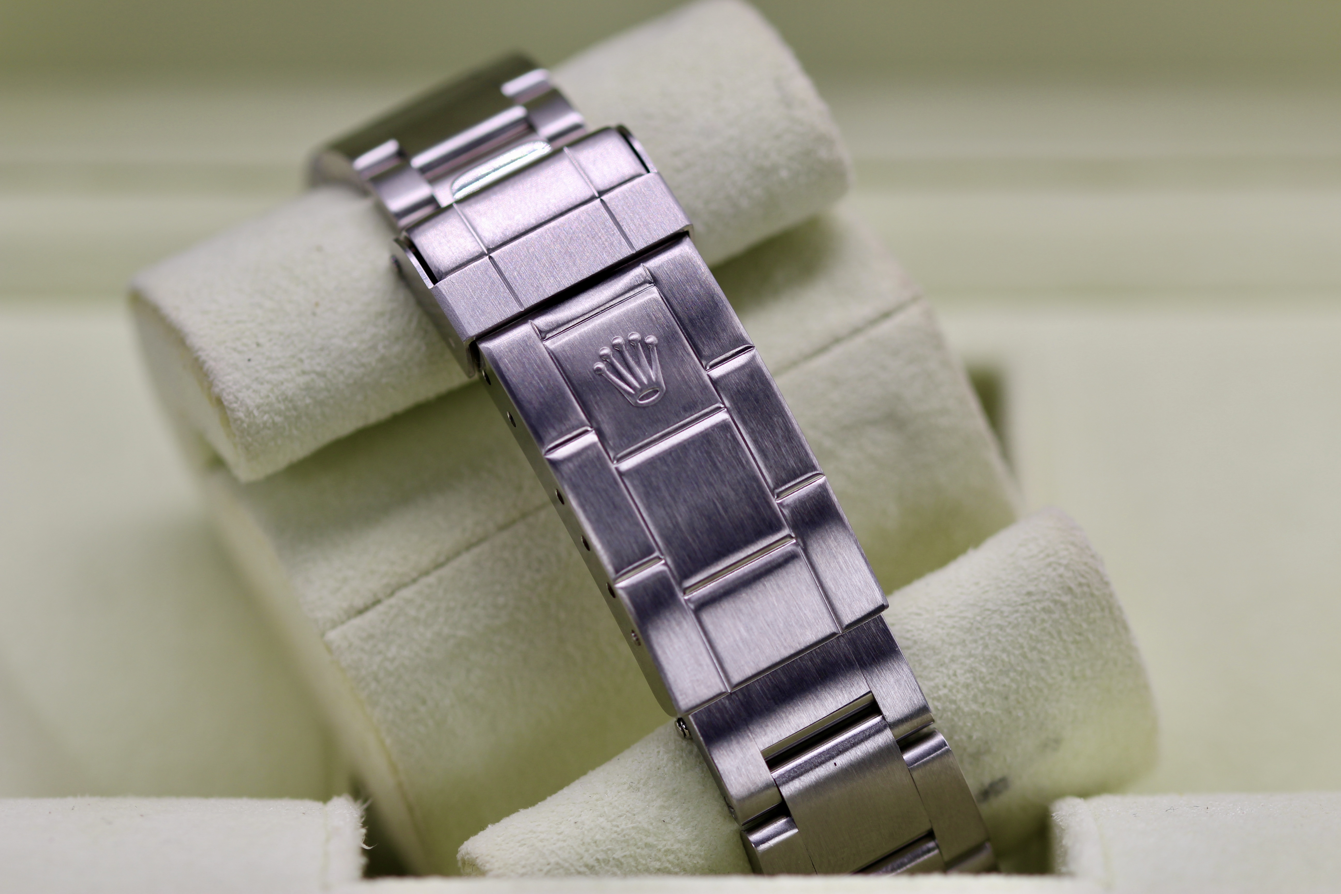 Rolex Submariner 16610 Thumbnail 4