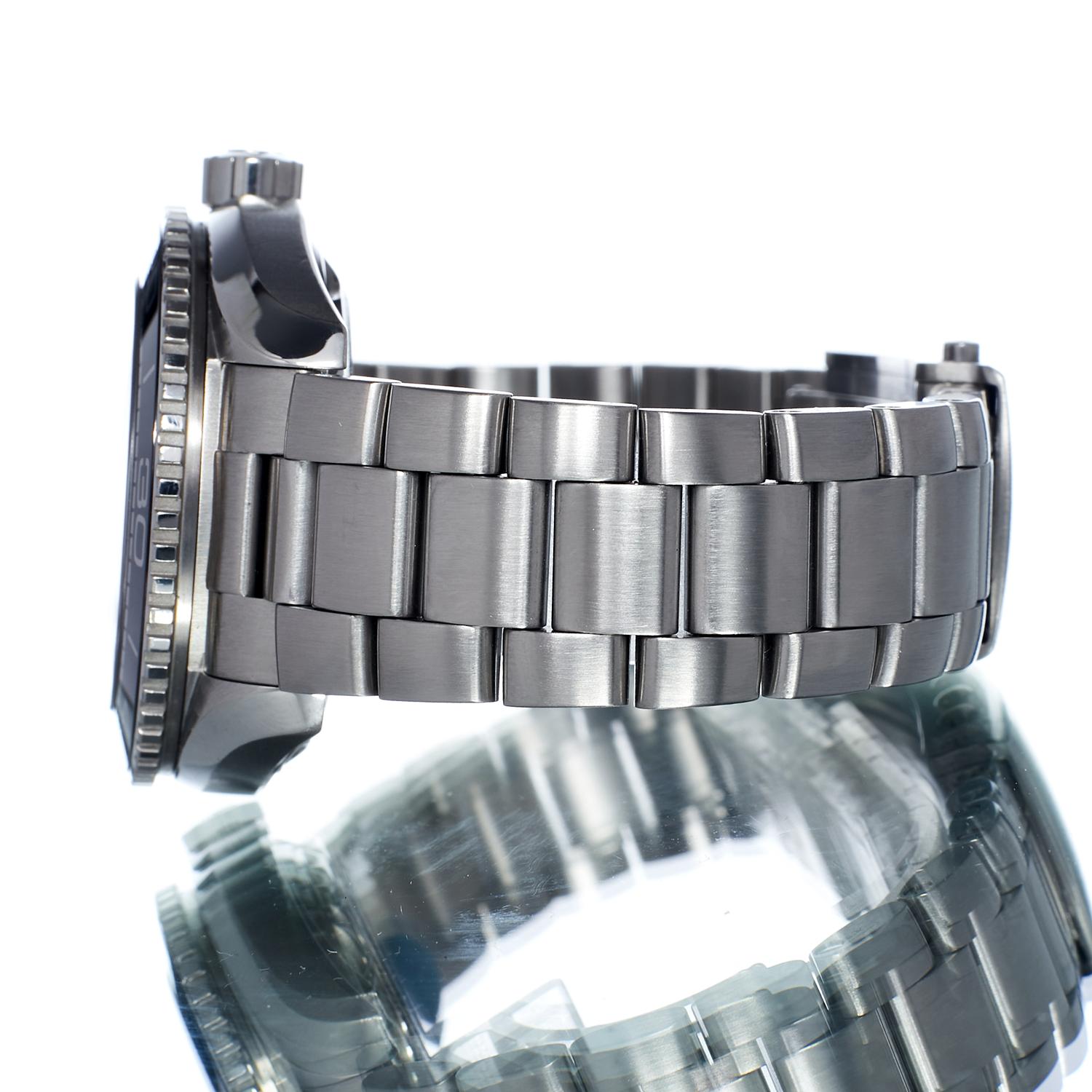 Omega Planet Ocean 215.30.44.21.01.001 Thumbnail 2