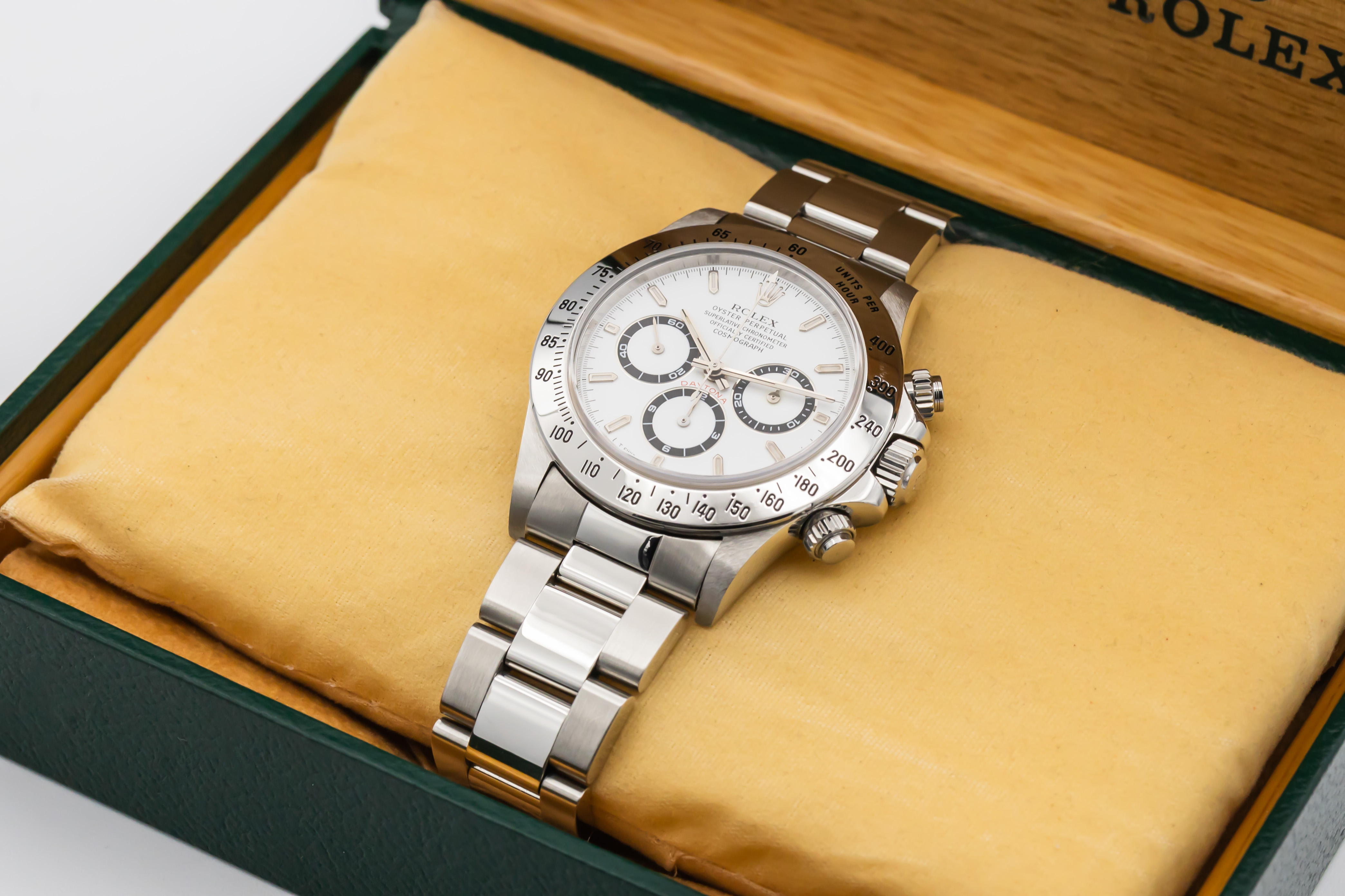 Rolex Daytona 16520 Thumbnail 5