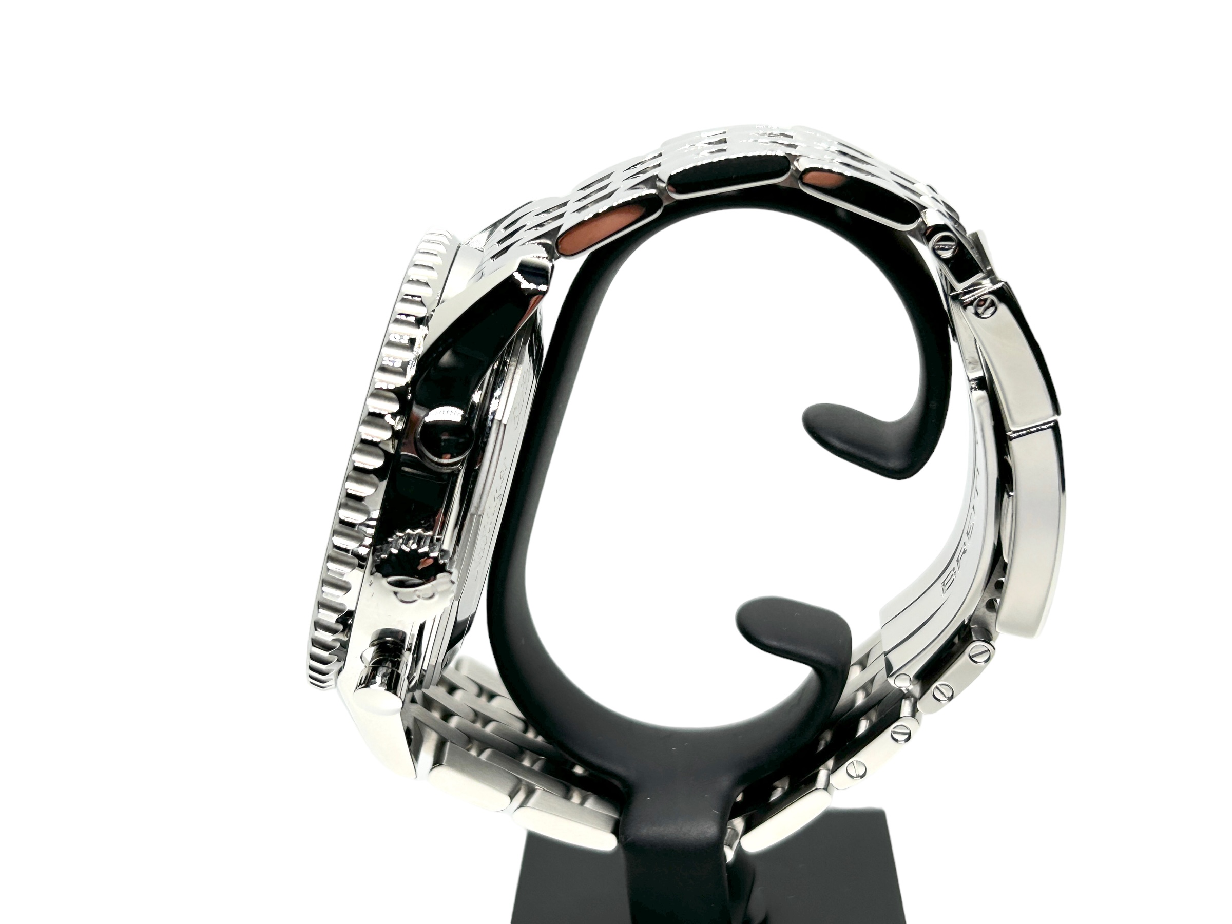 Breitling Navitimer GMT AB0441 Thumbnail 2