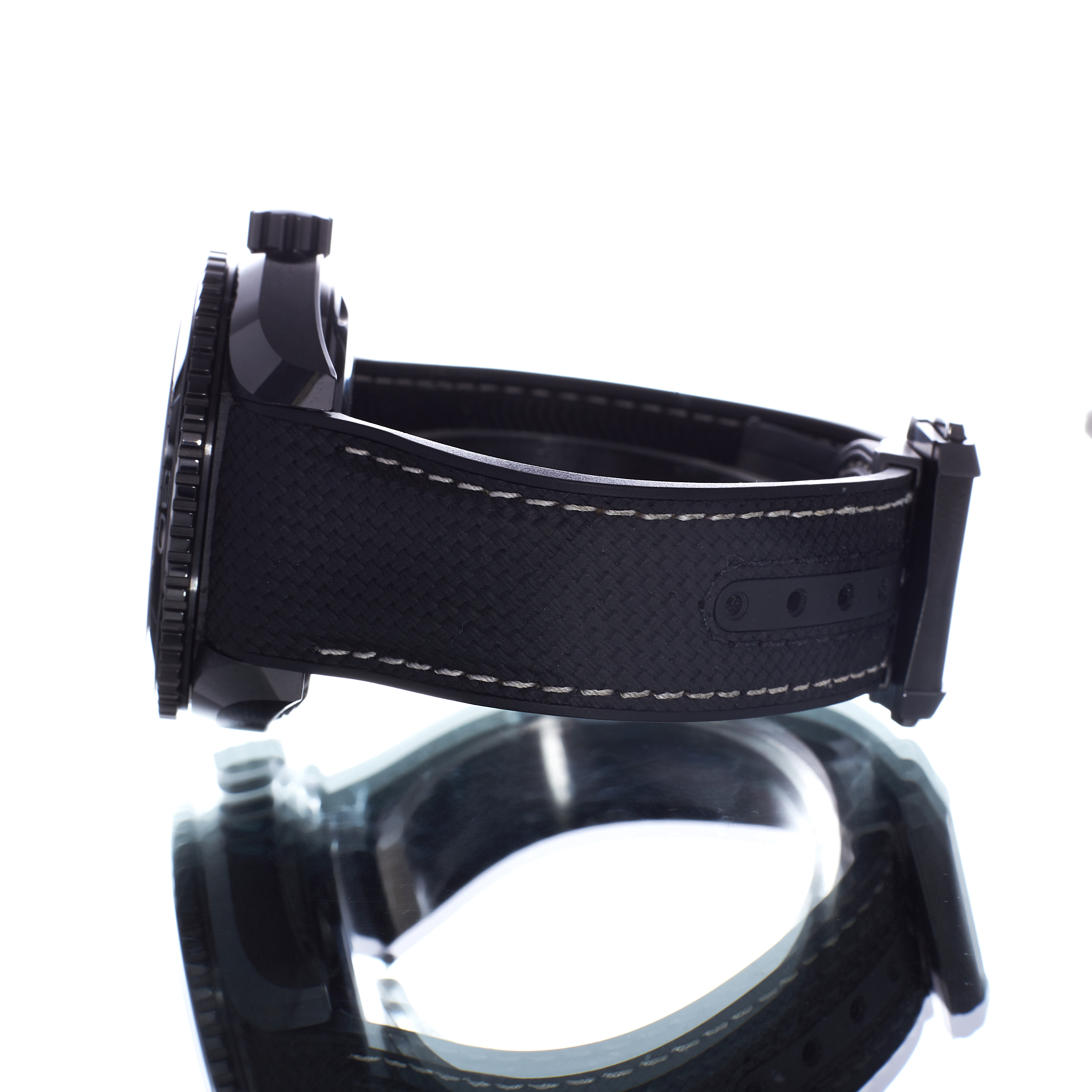 Omega Planet Ocean 215.92.46.22.01.001 Thumbnail 2