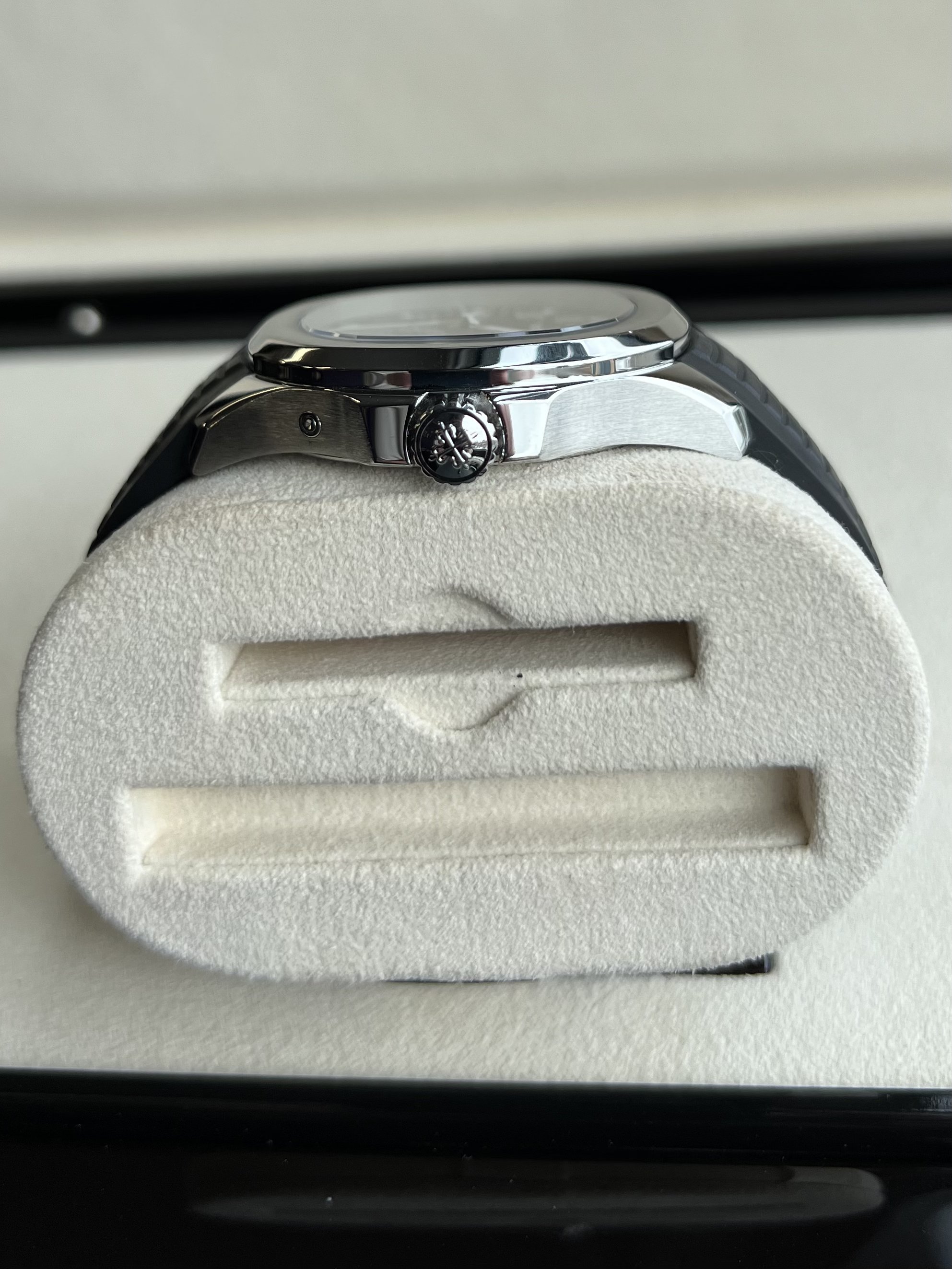 Patek Philippe Aquanaut 5164A-001 Thumbnail 7