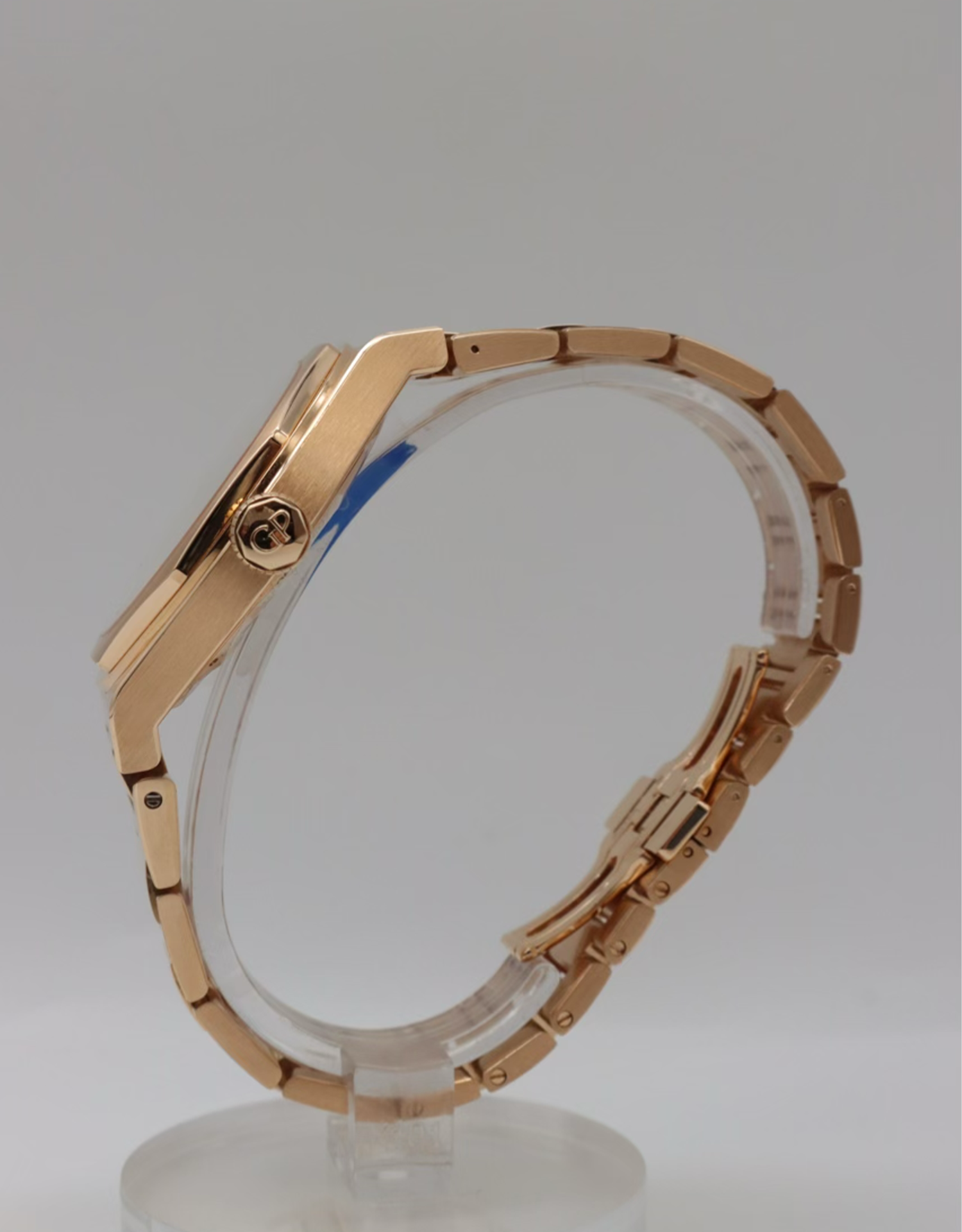 Girard Perregaux Laureato 81015-52-002-52A Thumbnail 4