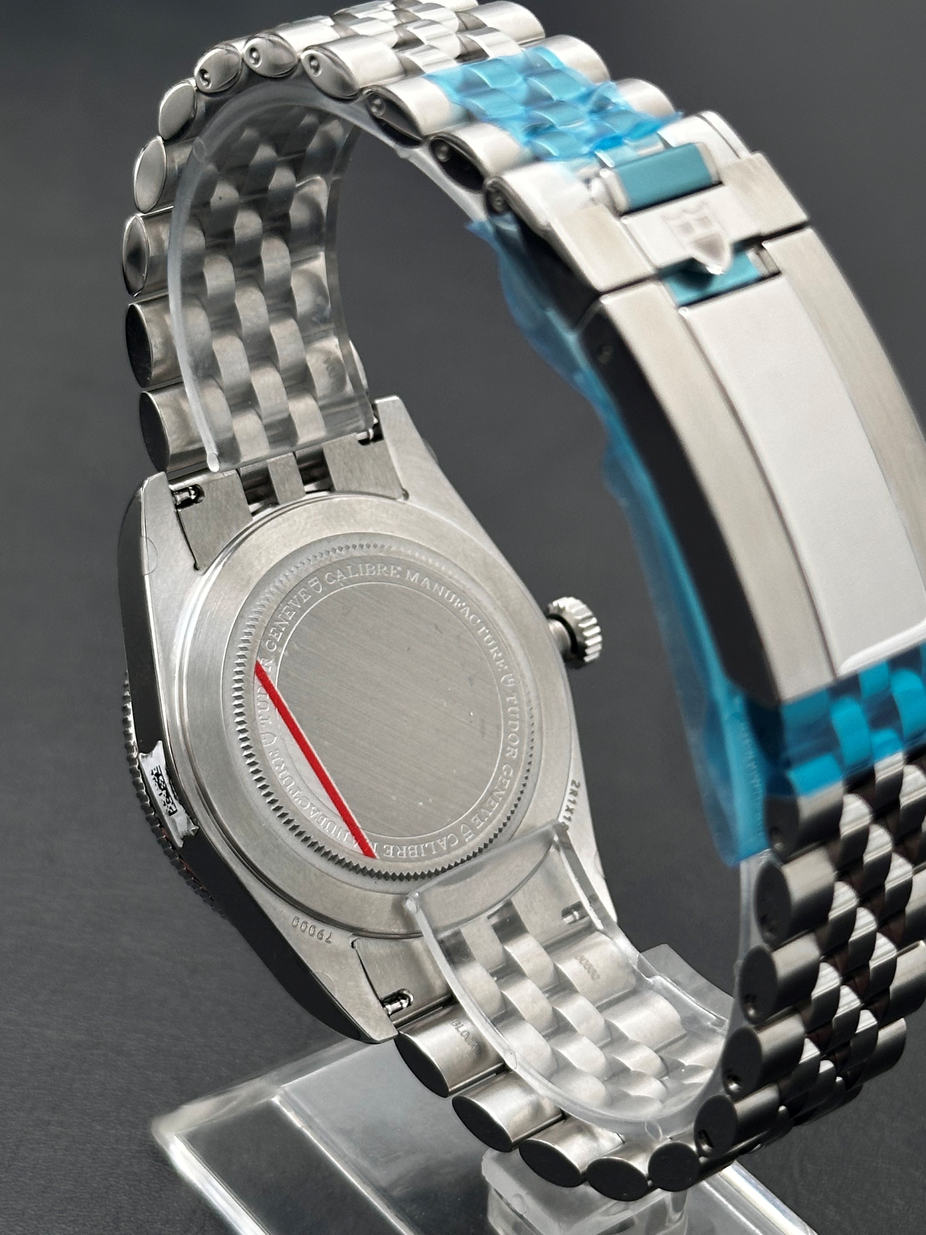 Tudor Black Bay 54 M79000-0001 Thumbnail 4