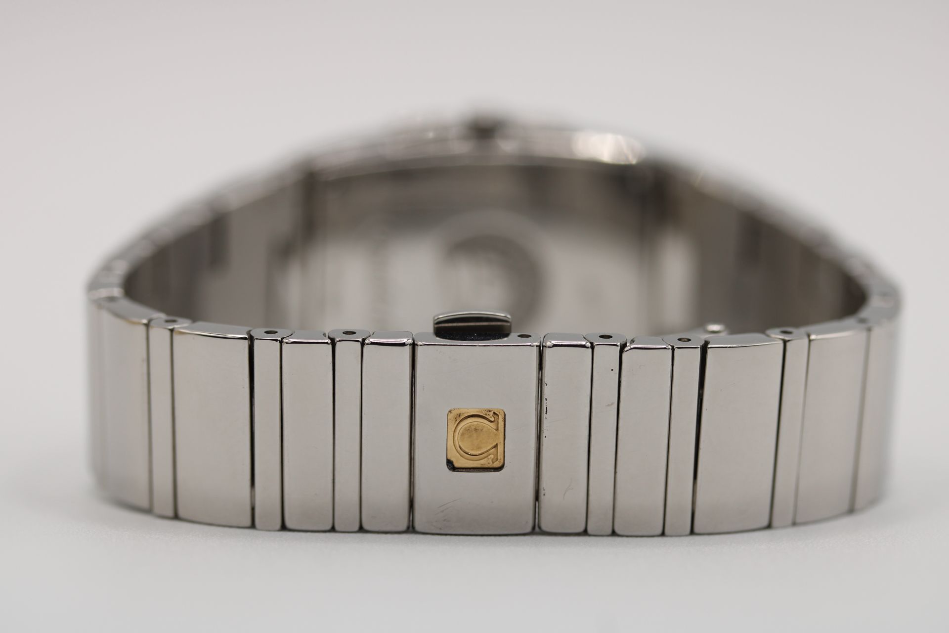 Omega Constellation Quadrella 1586.70.00 Thumbnail 3