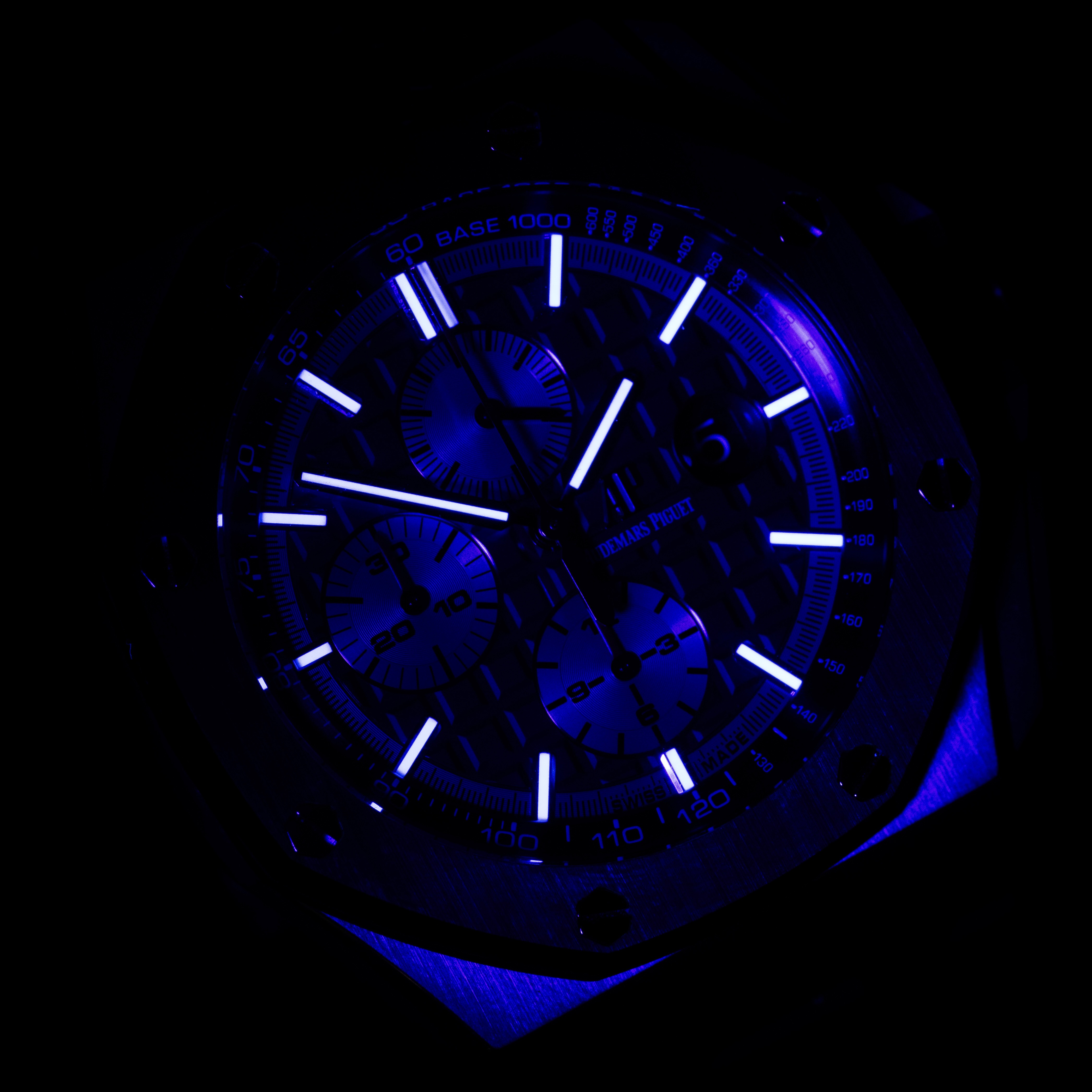 Audemars Piguet Royal Oak Offshore 26400IO.OO.A004CA.01 Thumbnail 5