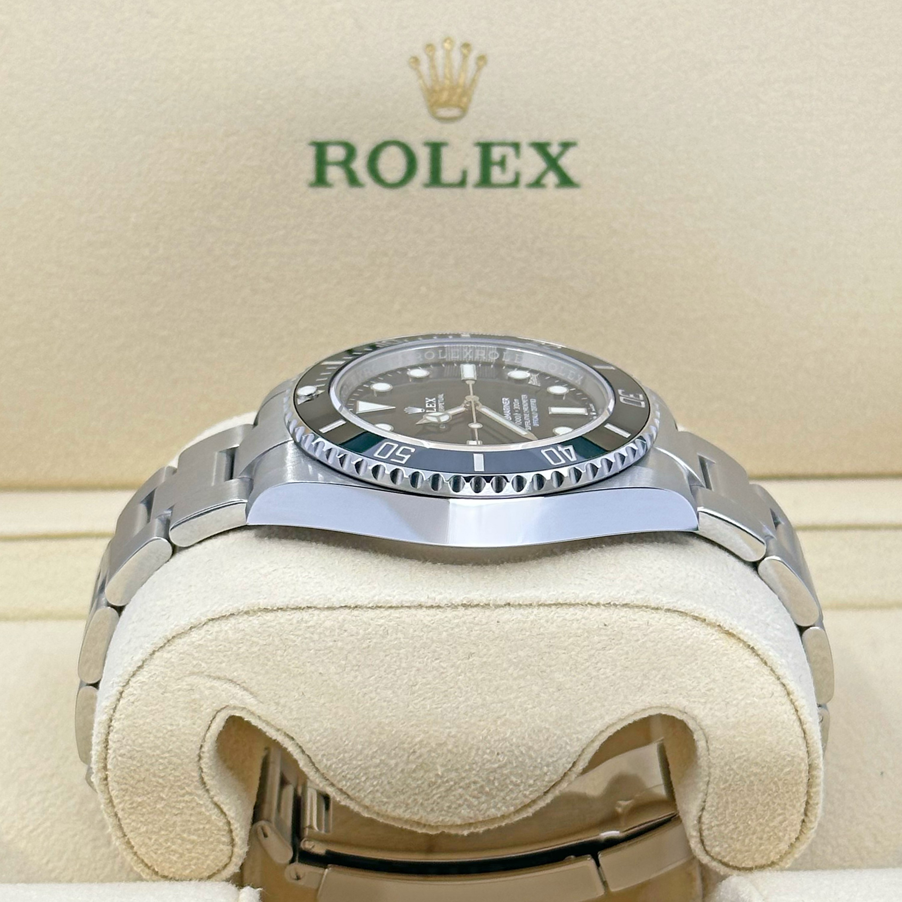 Rolex Submariner 124060 Thumbnail 4