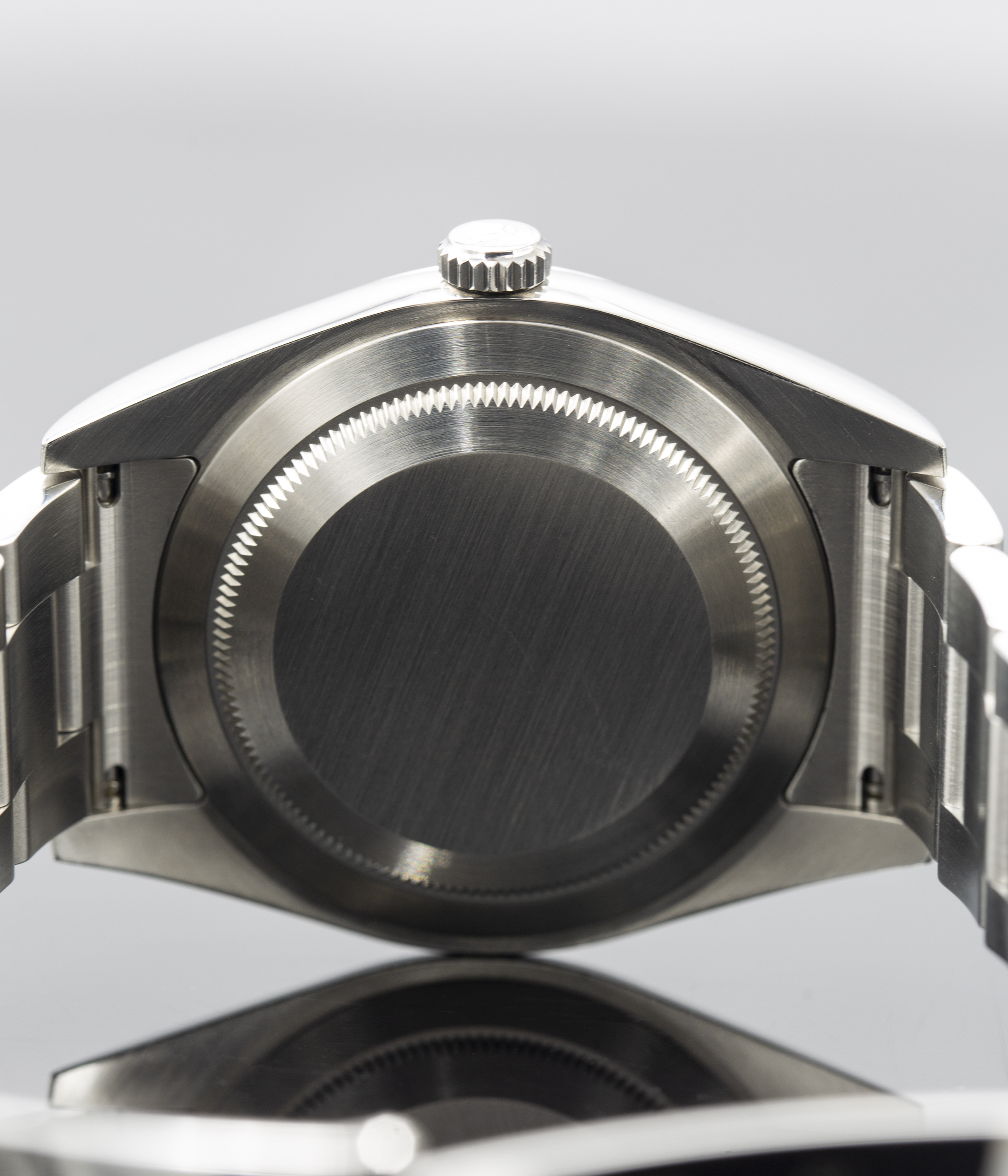 Rolex Oyster Perpetual 114300 Thumbnail 4