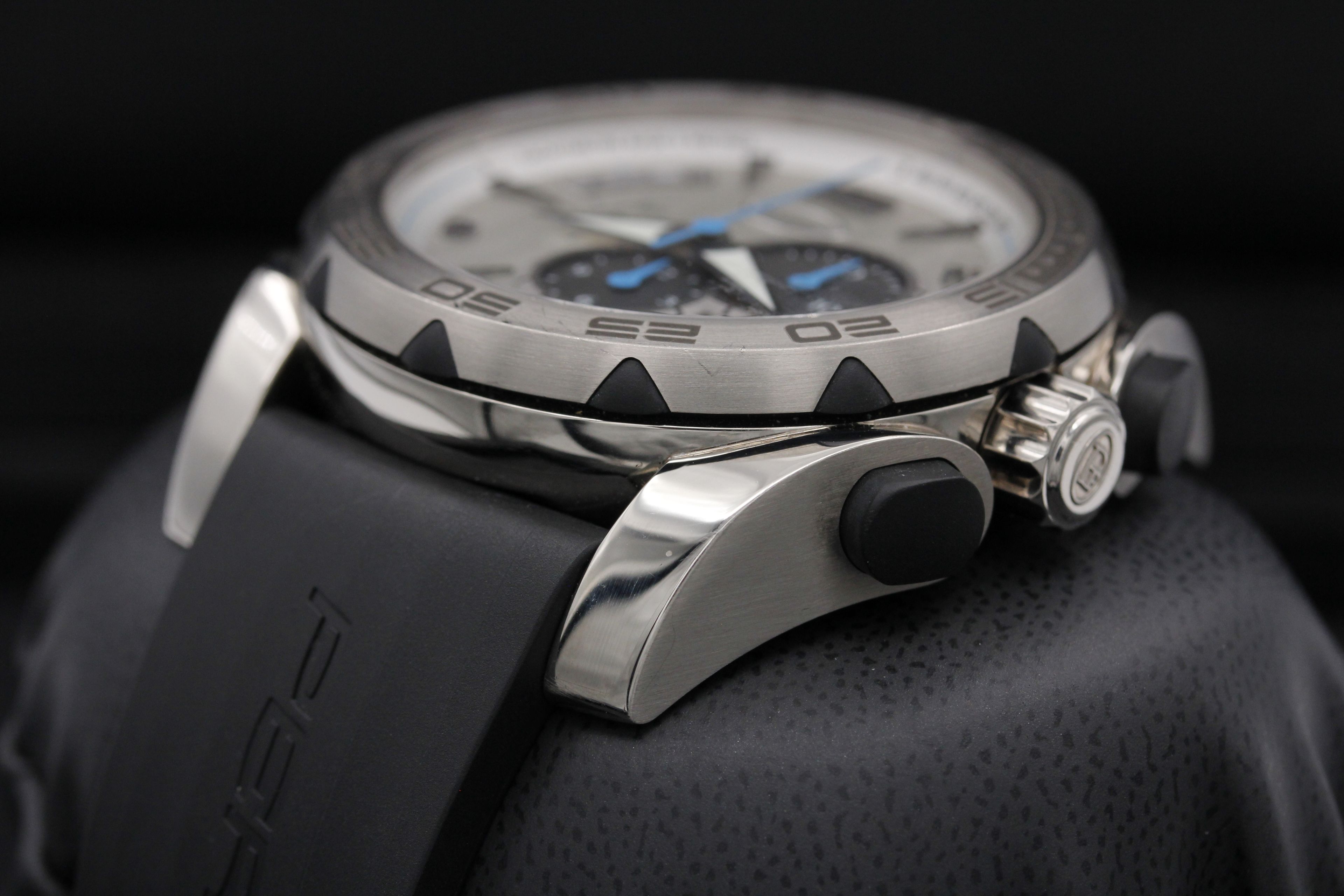 Parmigiani Fleurier pershing PFC504-2510100-X01402 Thumbnail 2