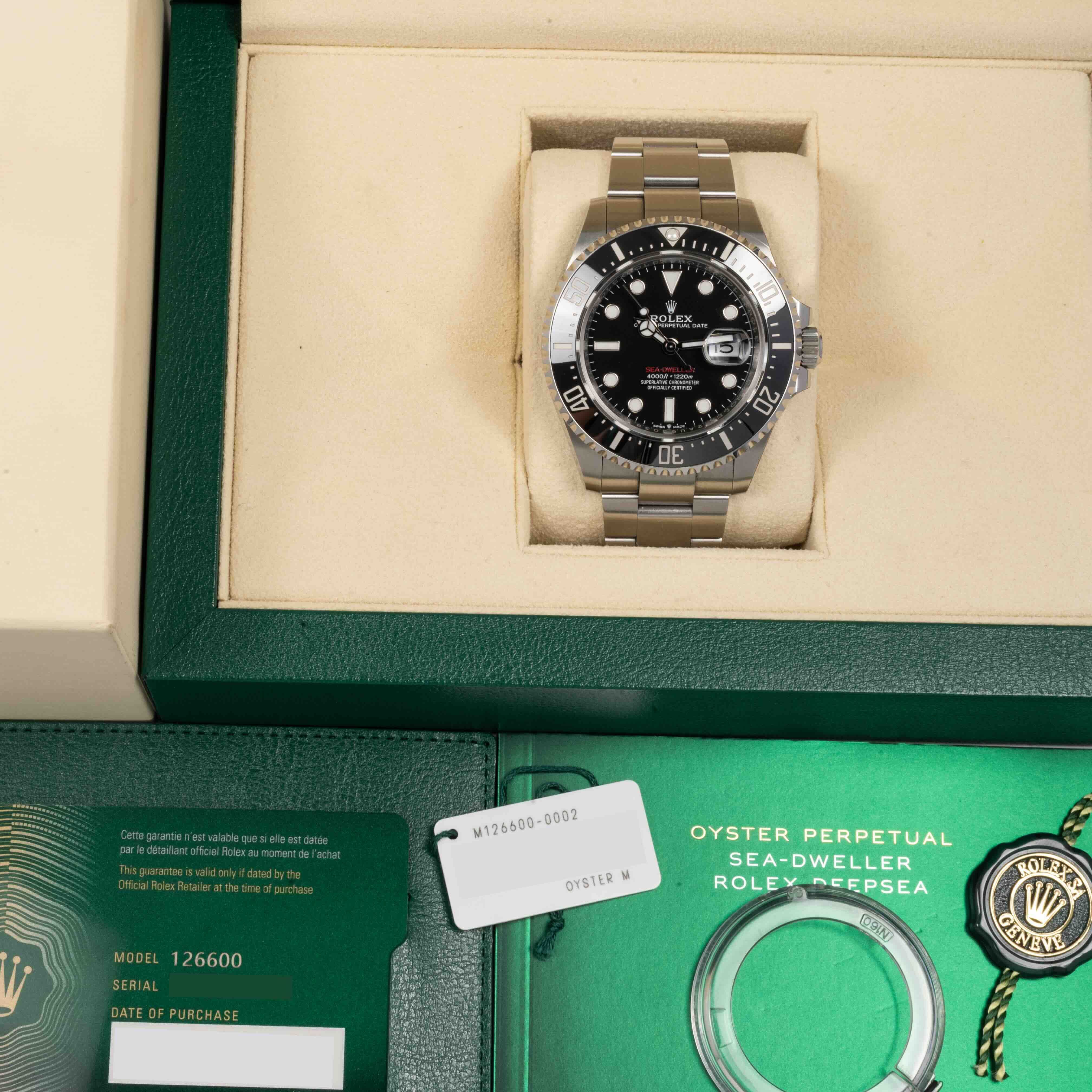 Rolex Sea-Dweller 126600 Thumbnail 6