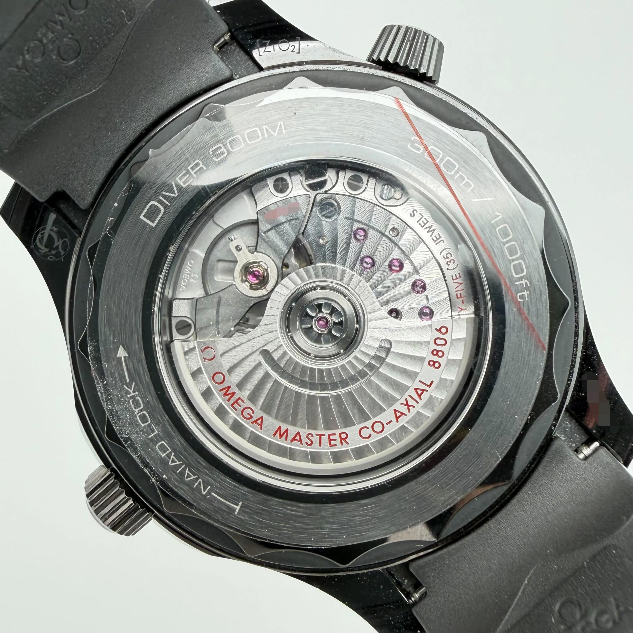Omega Seamaster Diver 300m 210.92.44.20.01.003 Thumbnail 4