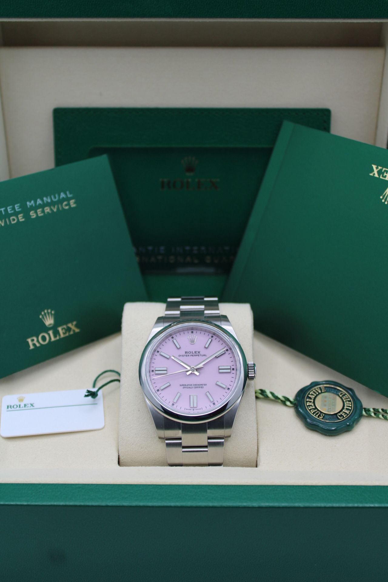 Rolex Oyster Perpetual 41 134300 Thumbnail 7