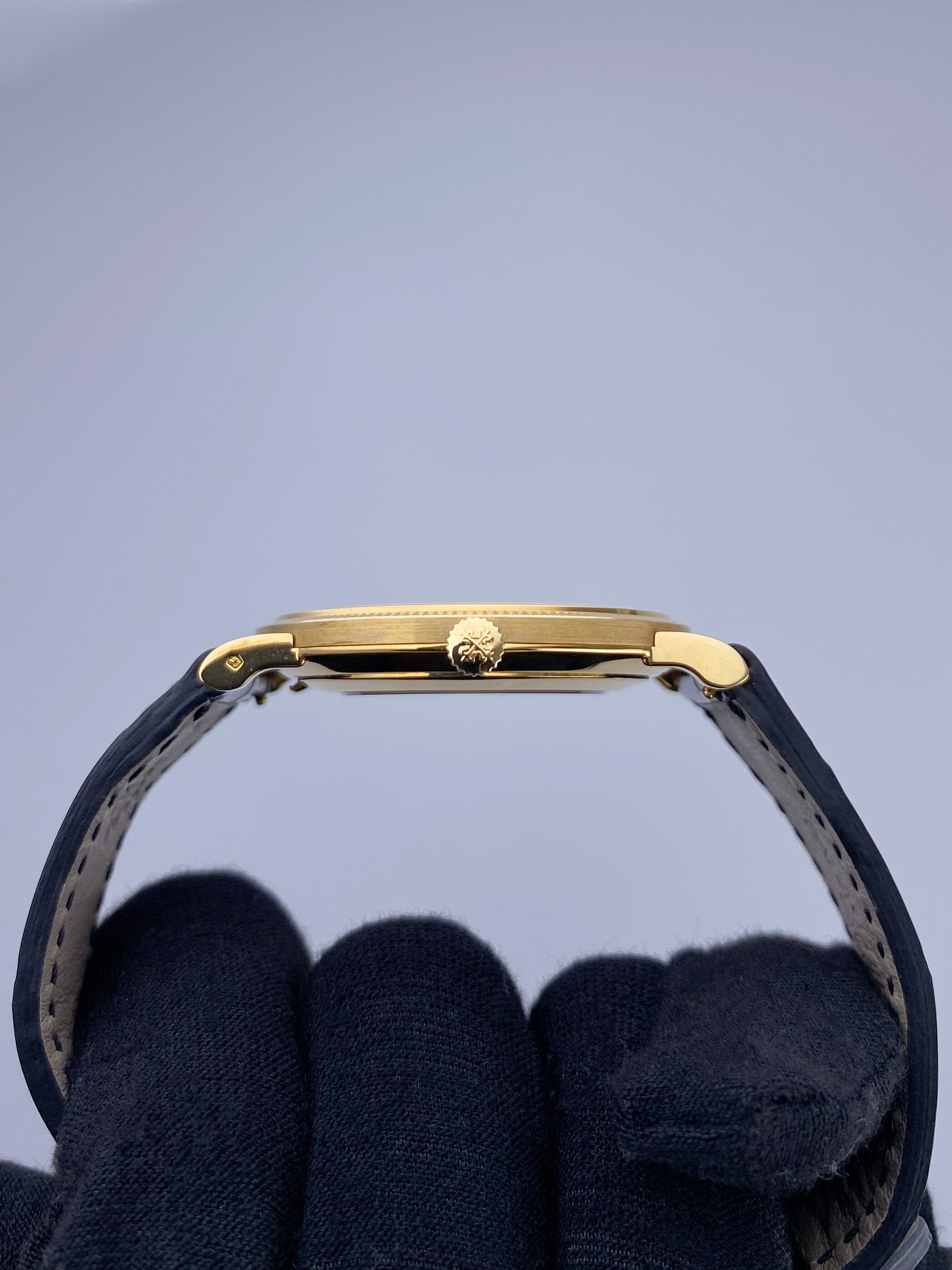 Patek Philippe Calatrava 5119J-001 Thumbnail 4