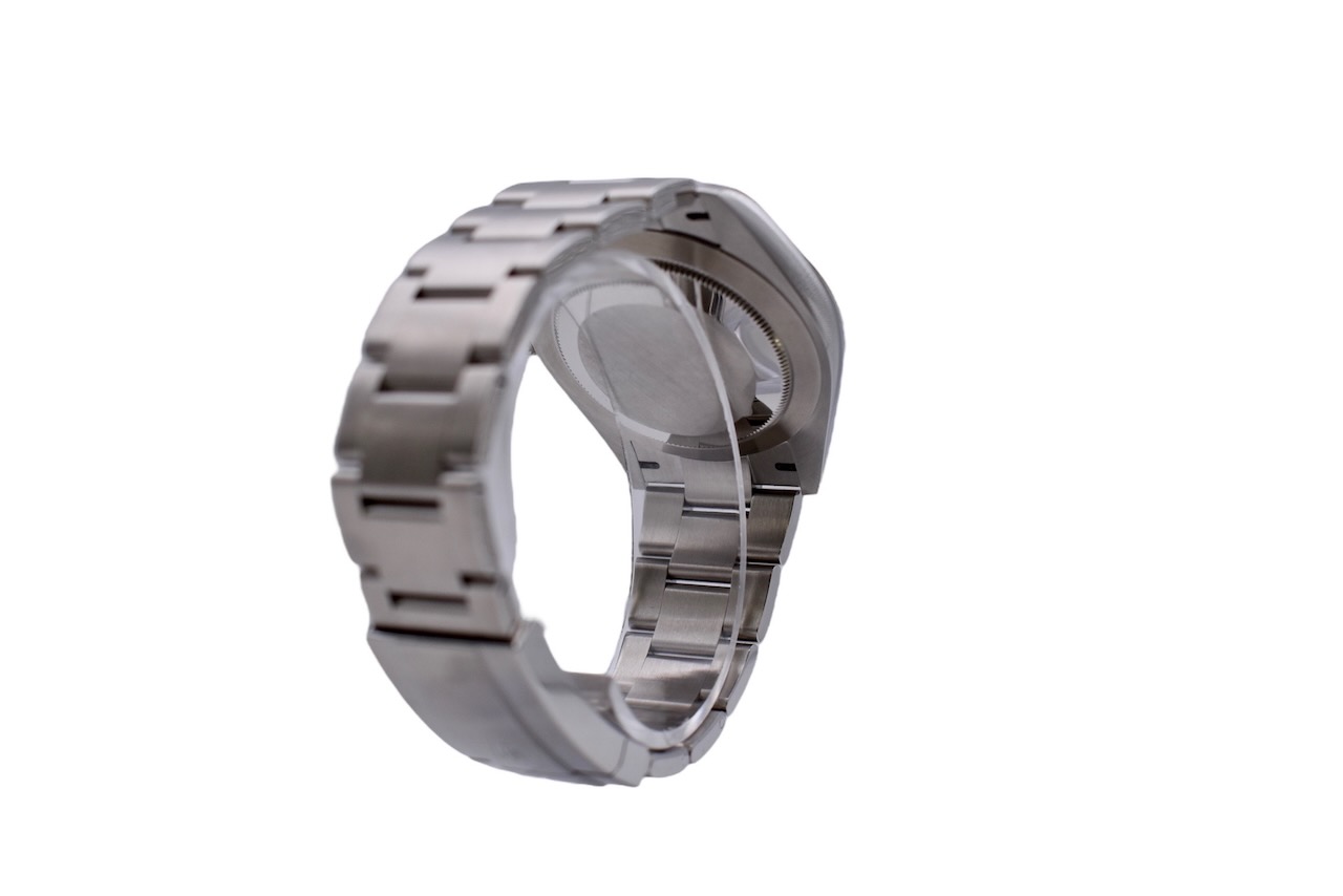 Rolex Oyster Perpetual 124300 Thumbnail 4