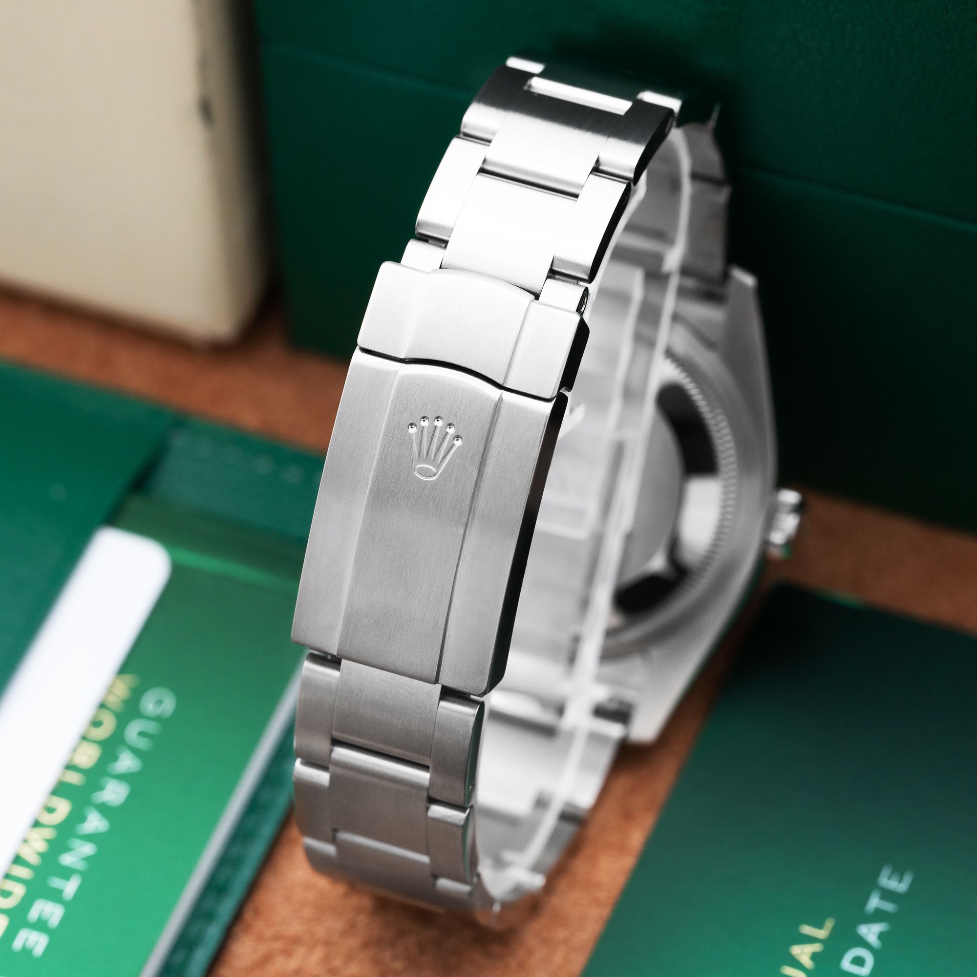 Rolex Oyster Perpetual 116000 Thumbnail 3
