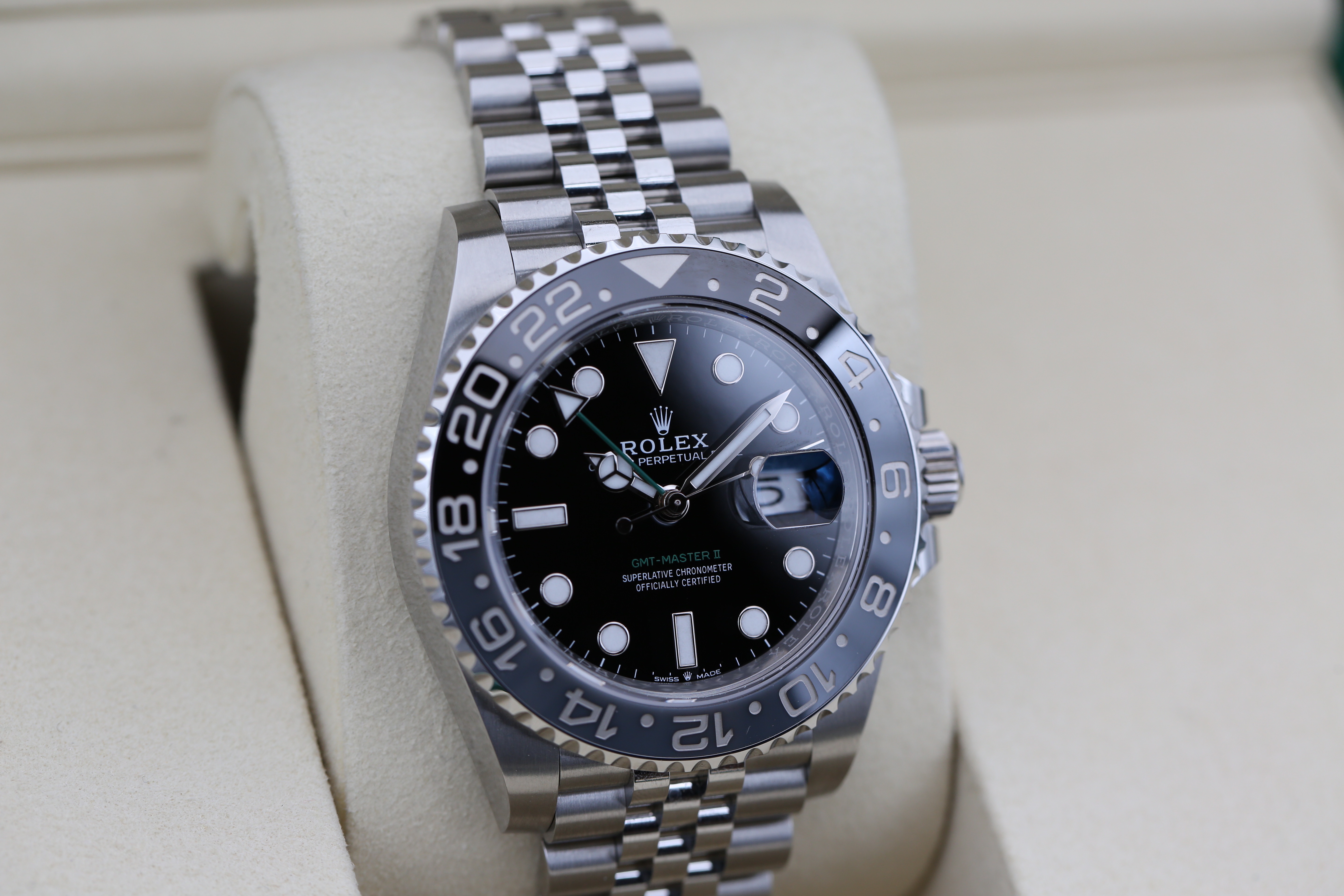 Rolex GMT Master II 126710 GRNR Thumbnail 2
