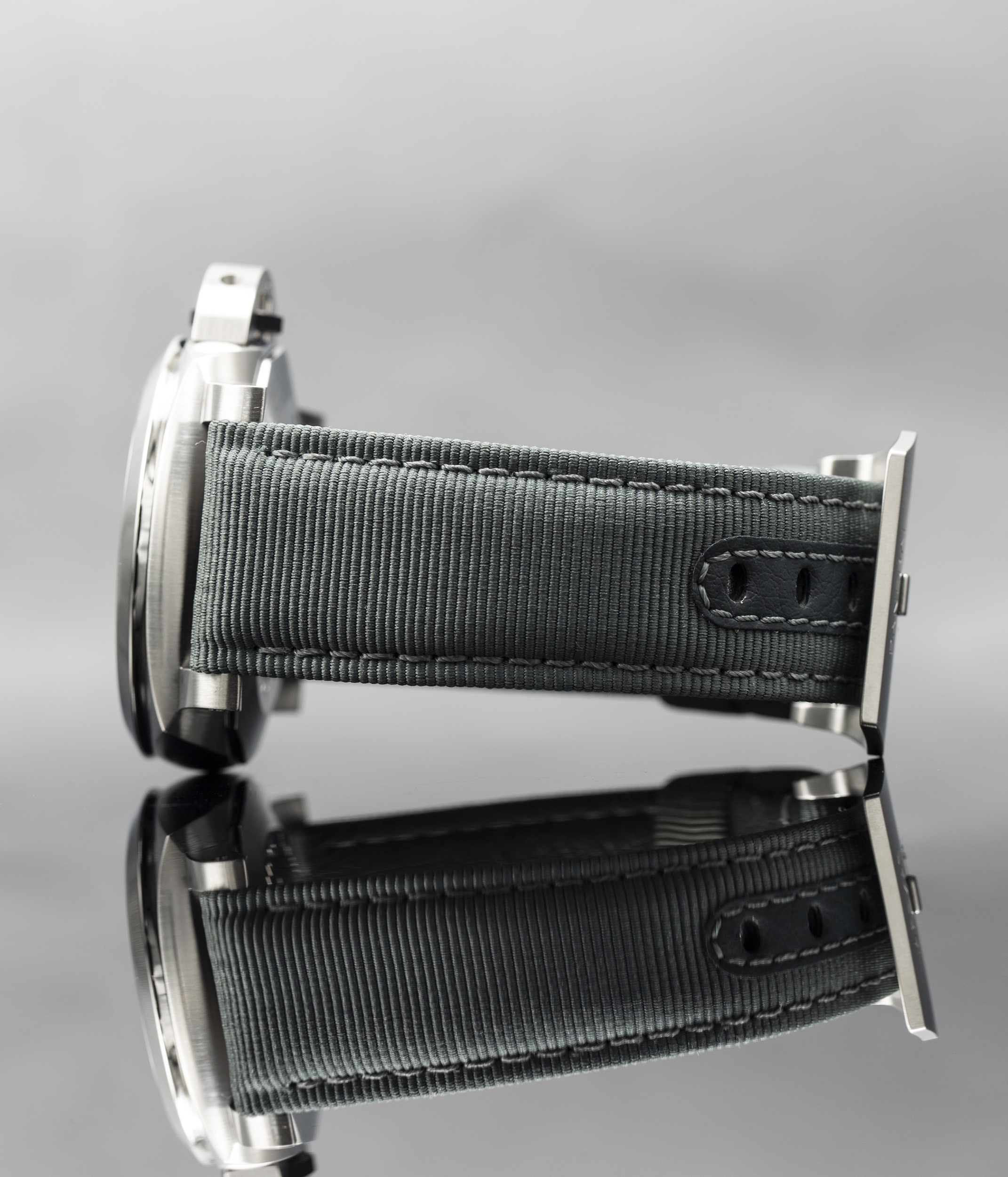 Panerai Luminor Marina ESteel PAM01358 Thumbnail 2
