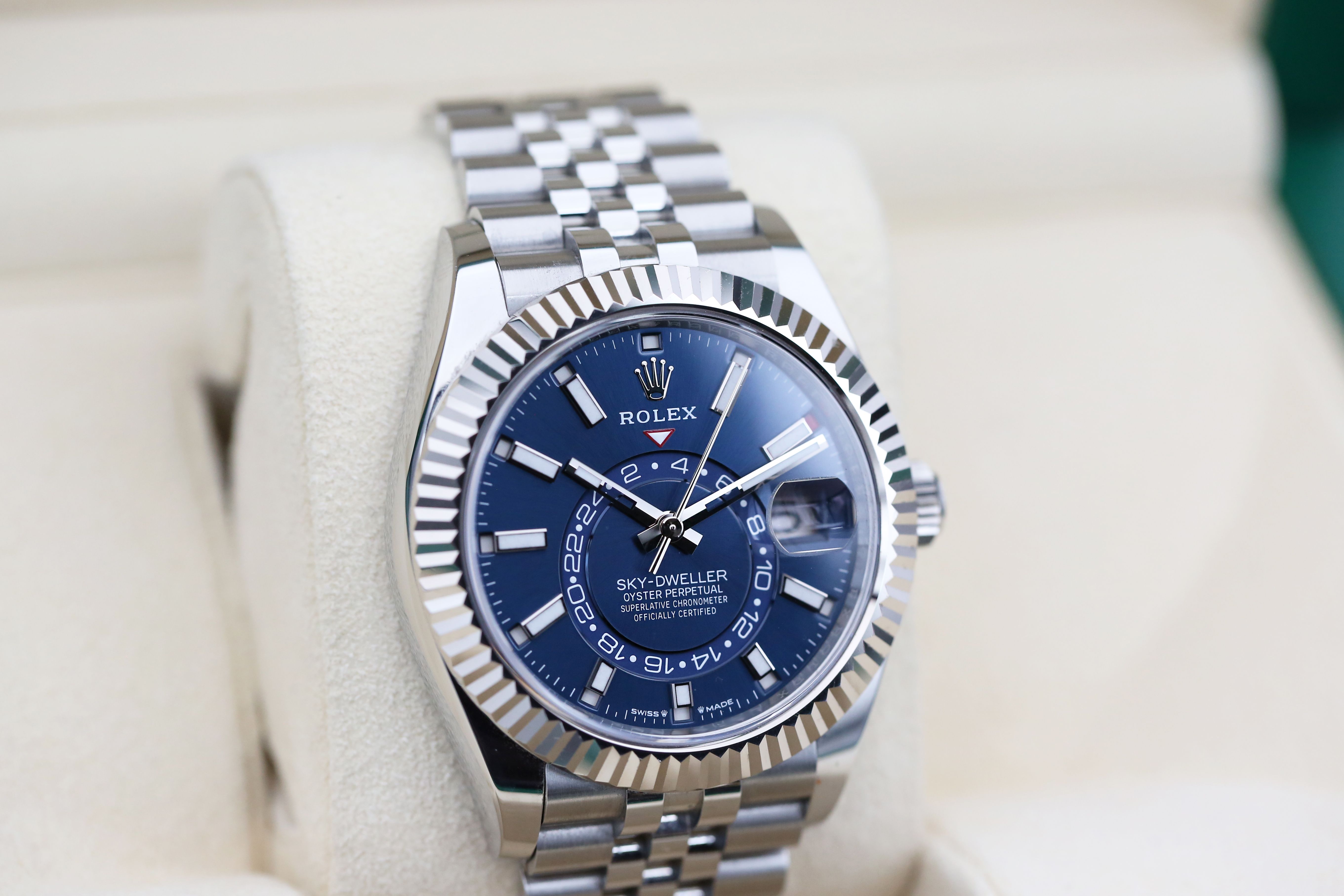 Rolex Sky-Dweller 336934 Thumbnail 2