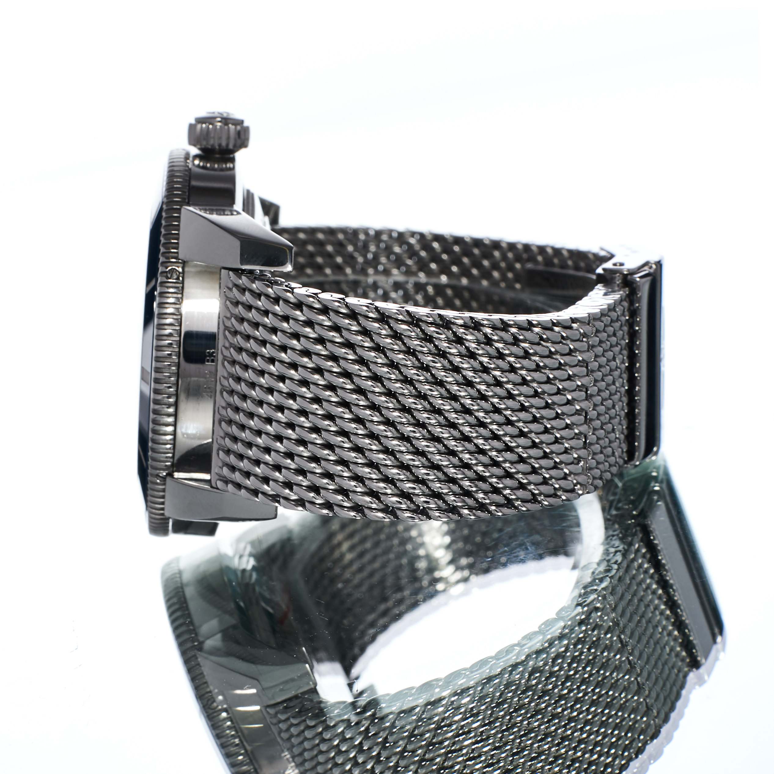 Breitling SuperOcean Heritage B20 Automatic 46 AB2020 Thumbnail 2