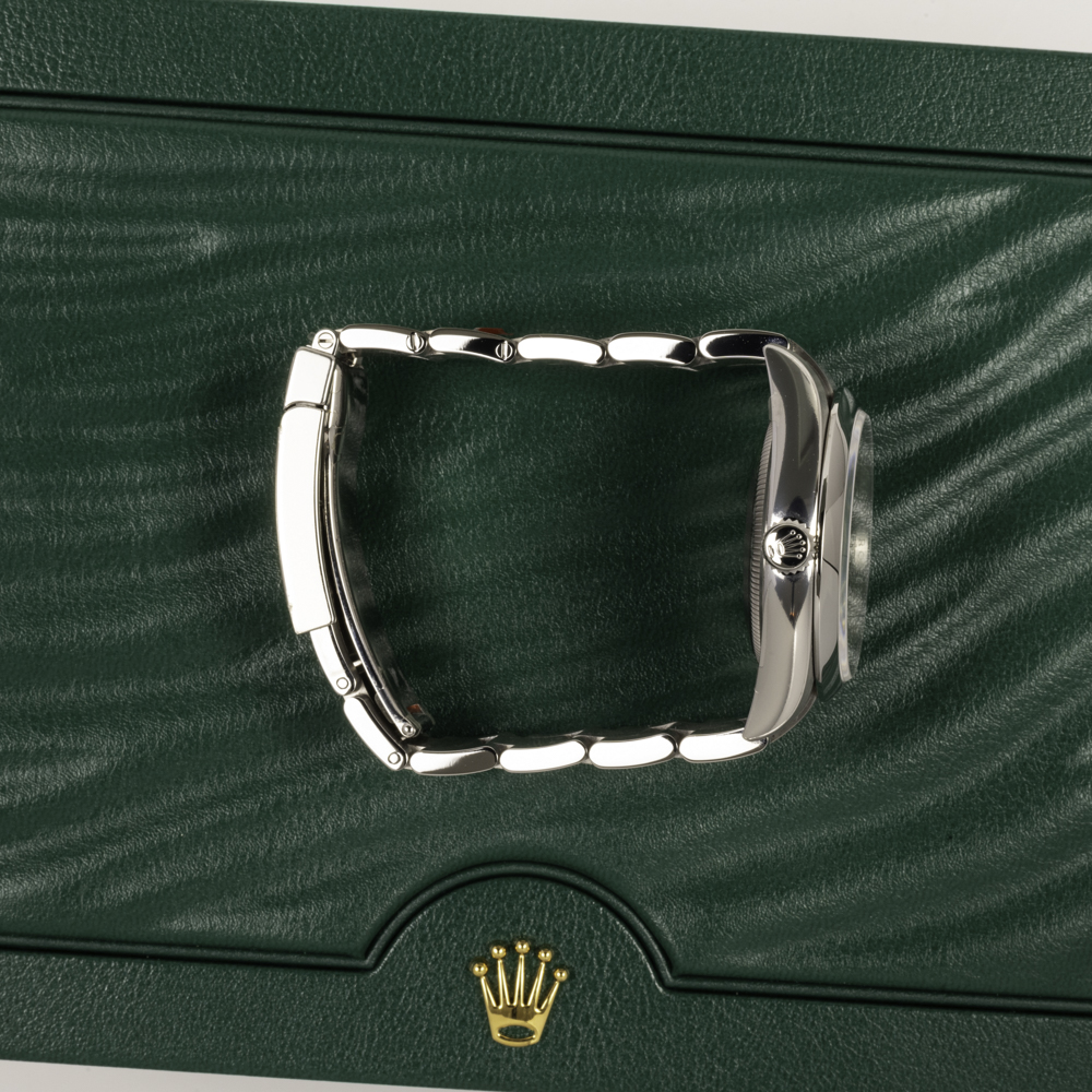 Rolex Oyster Perpetual 126000 Thumbnail 2