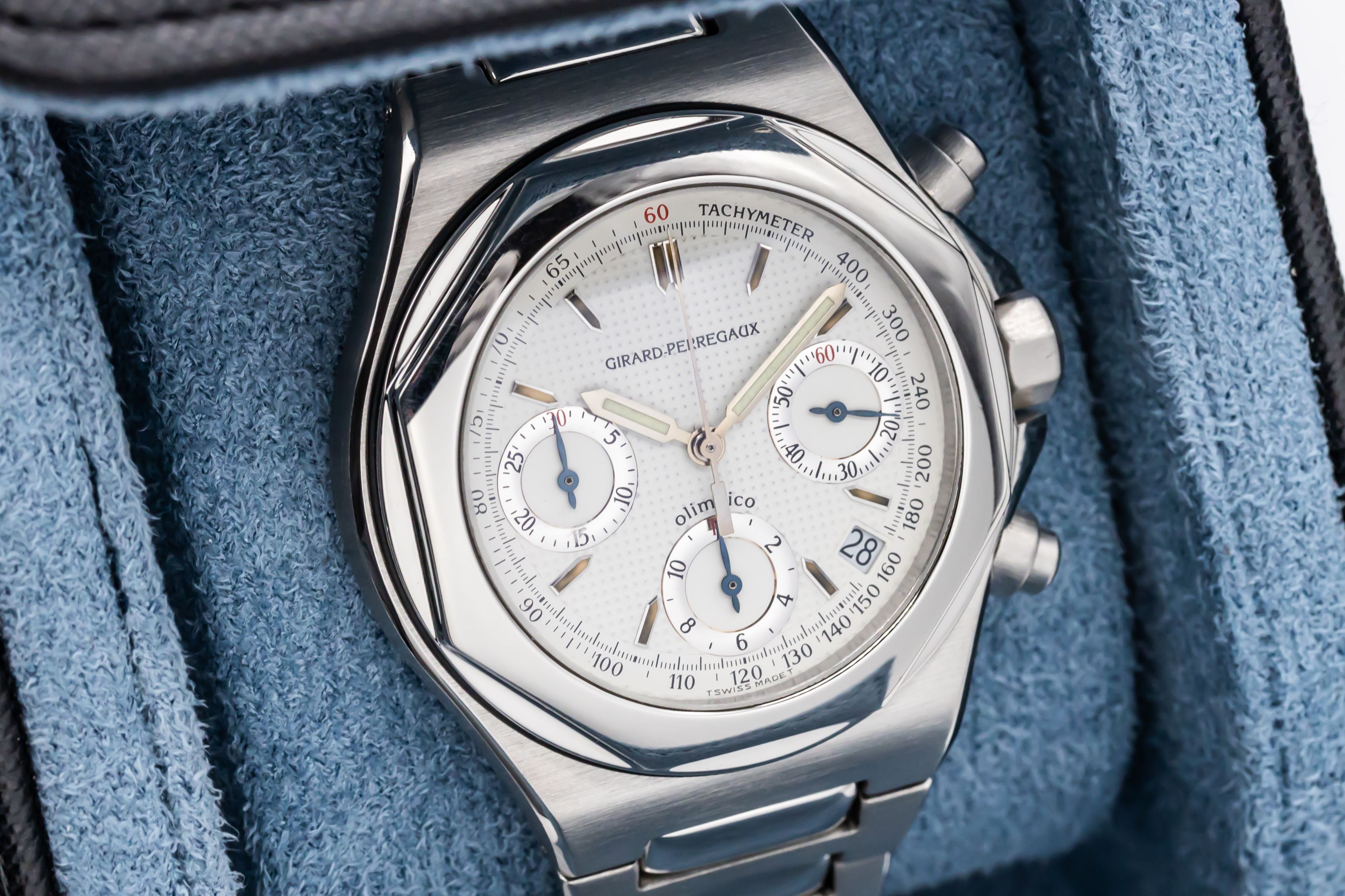 Girard Perregaux Laureato 8017 Thumbnail 5