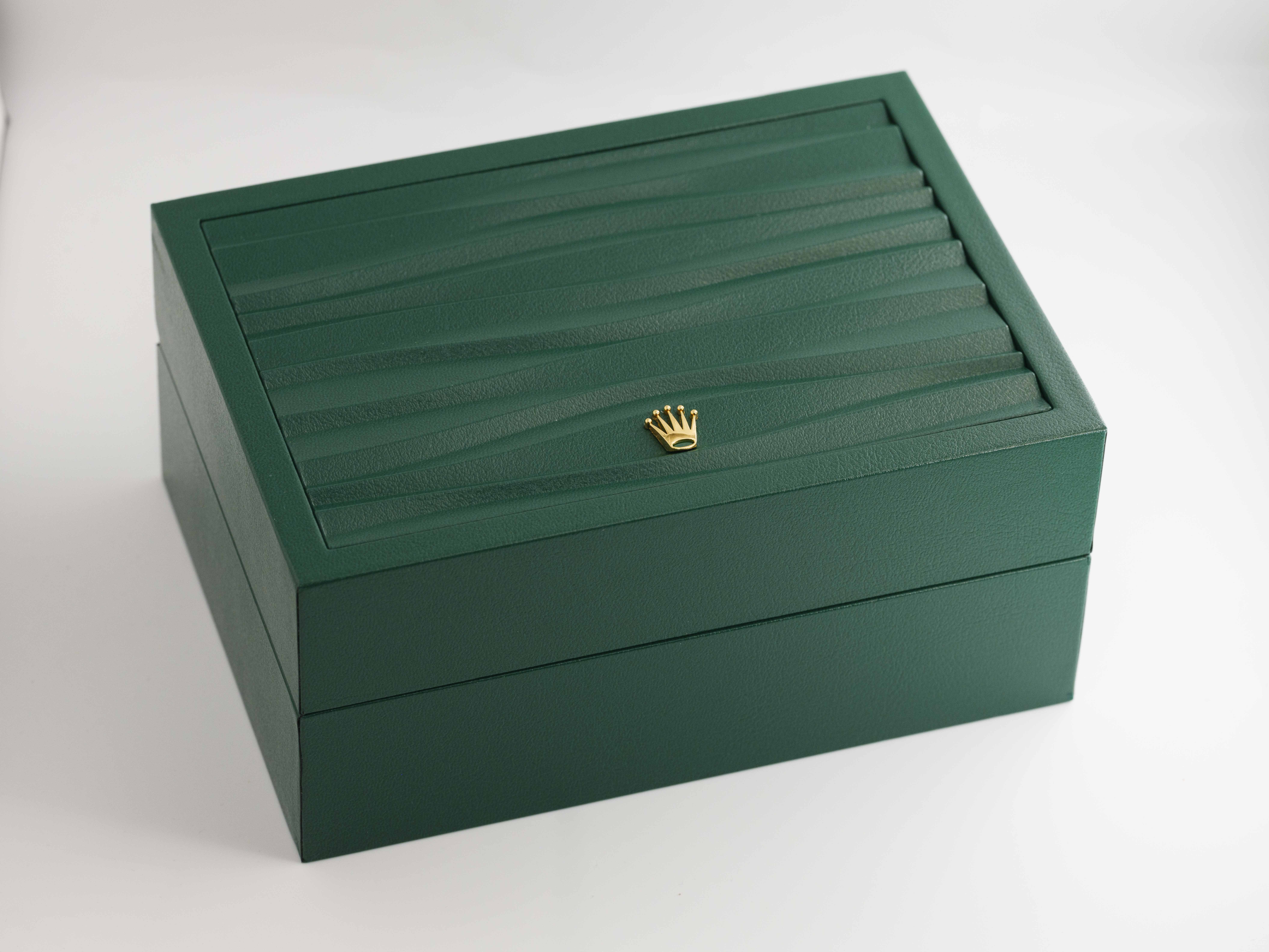 Rolex GMT Master II 126710 GRNR Thumbnail 7