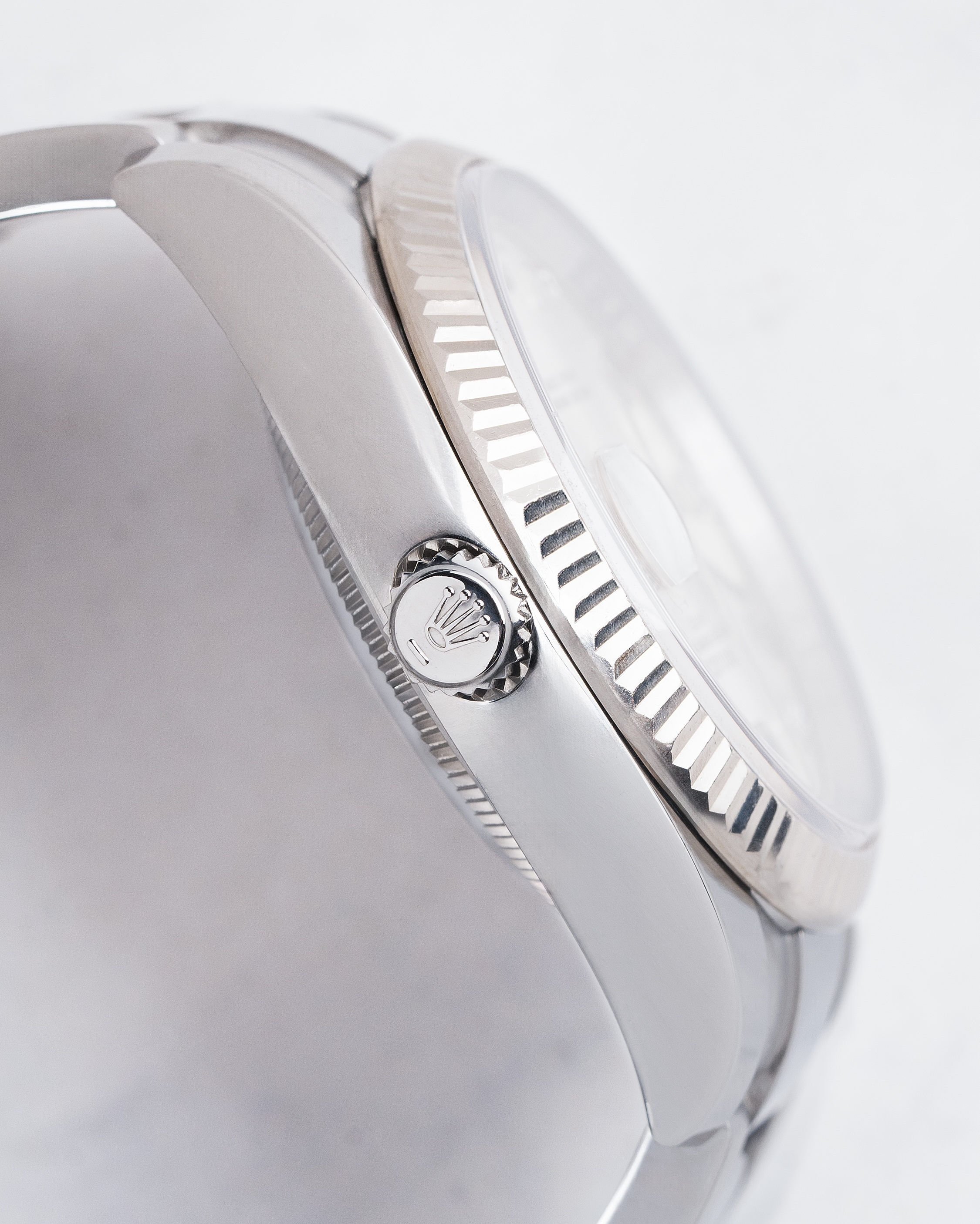 Rolex Oyster Perpetual Date 115234 Thumbnail 2