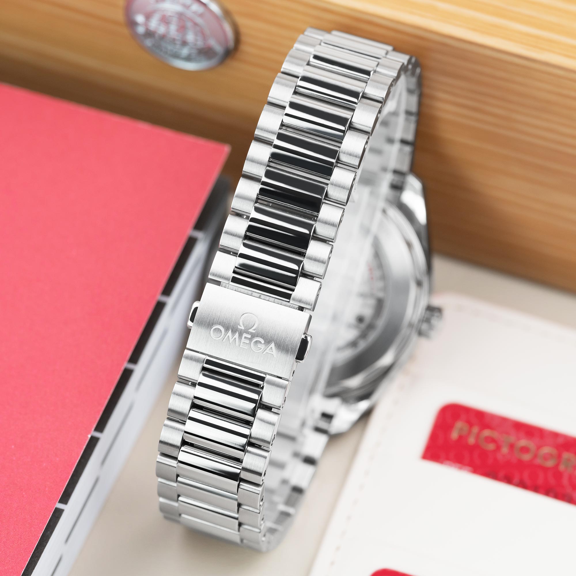 Omega Aqua Terra Shades 220.10.38.20.03.003 Thumbnail 3