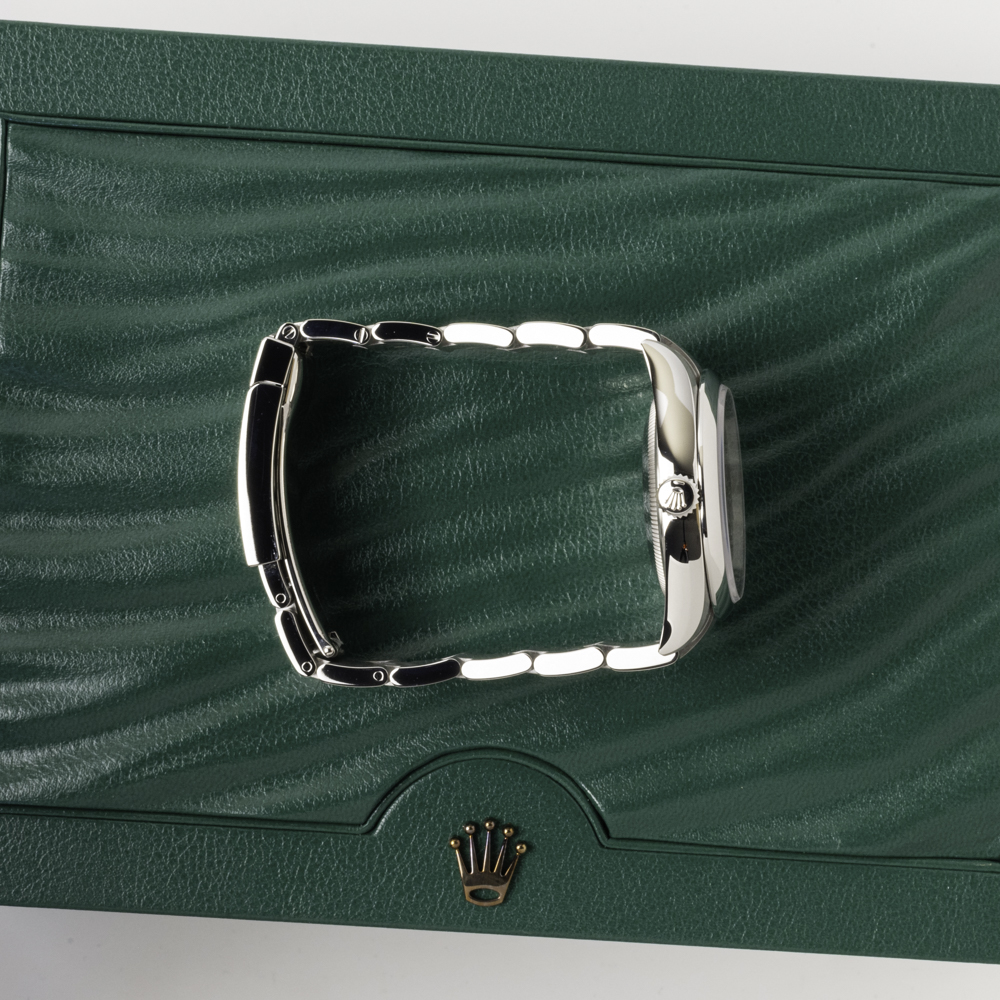 Rolex Oyster Perpetual 126000 Thumbnail 2