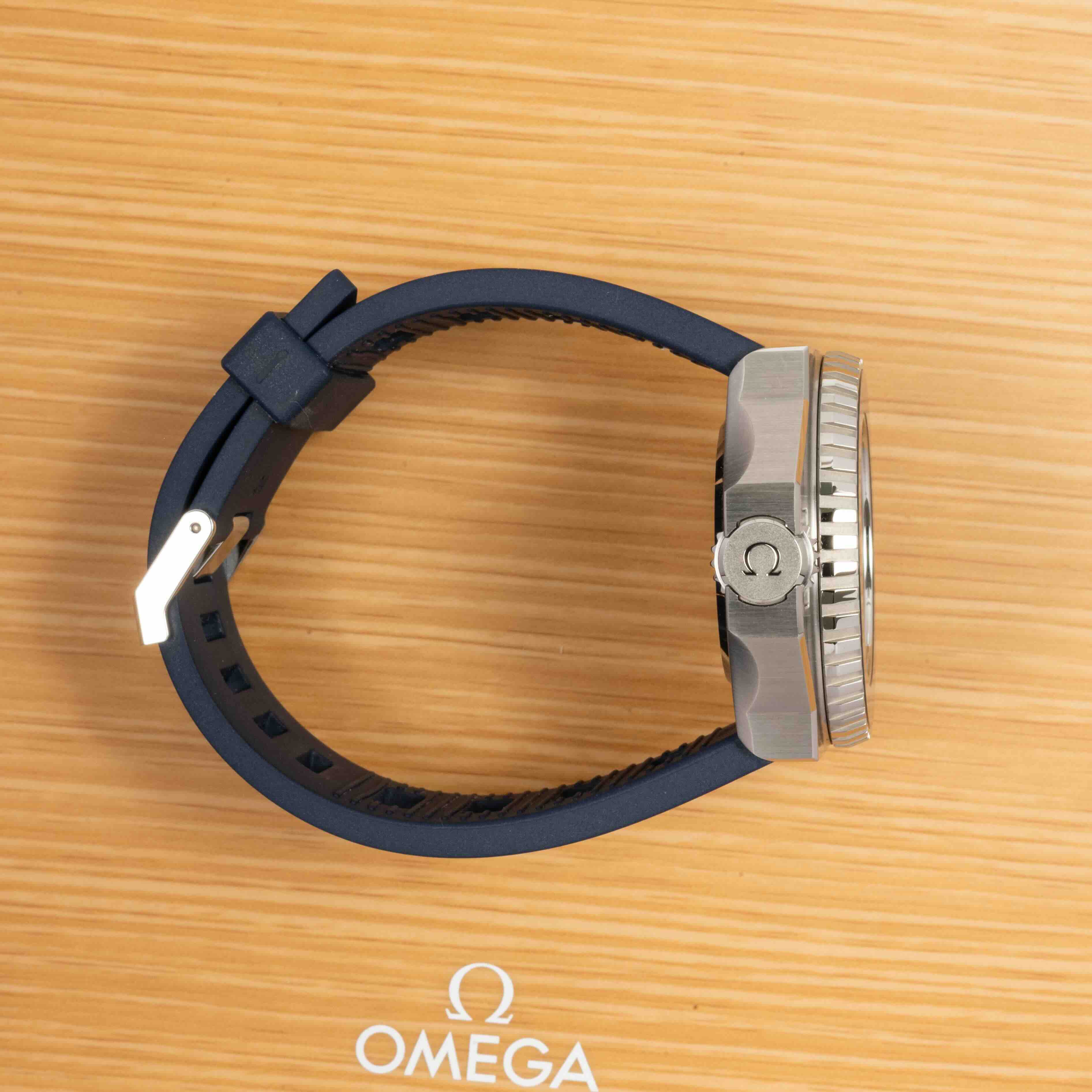 Omega Seamaster Ploprof 1200m 227.32.55.21.03.001 Thumbnail 2
